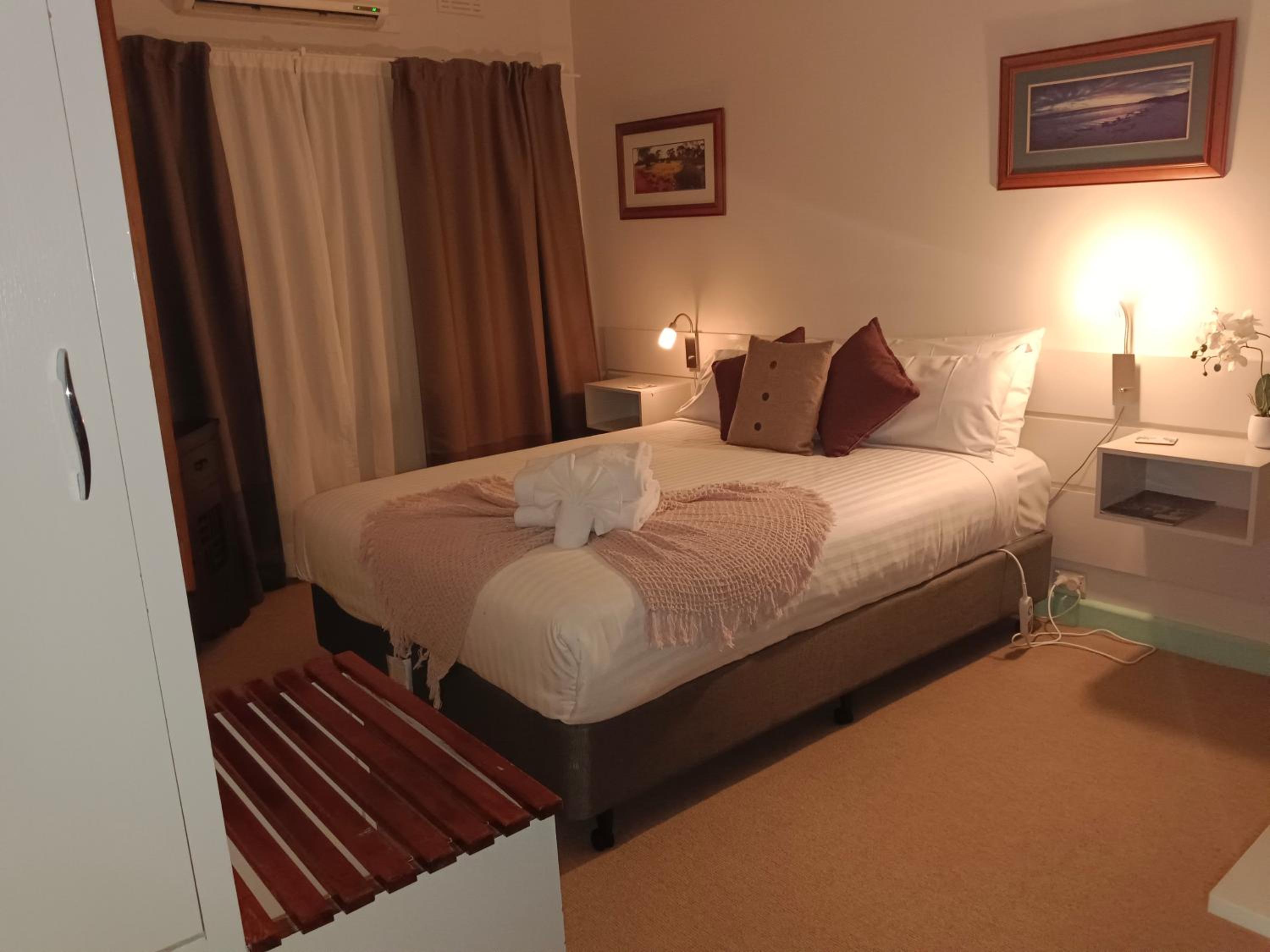 Queen Room - Photo 1
