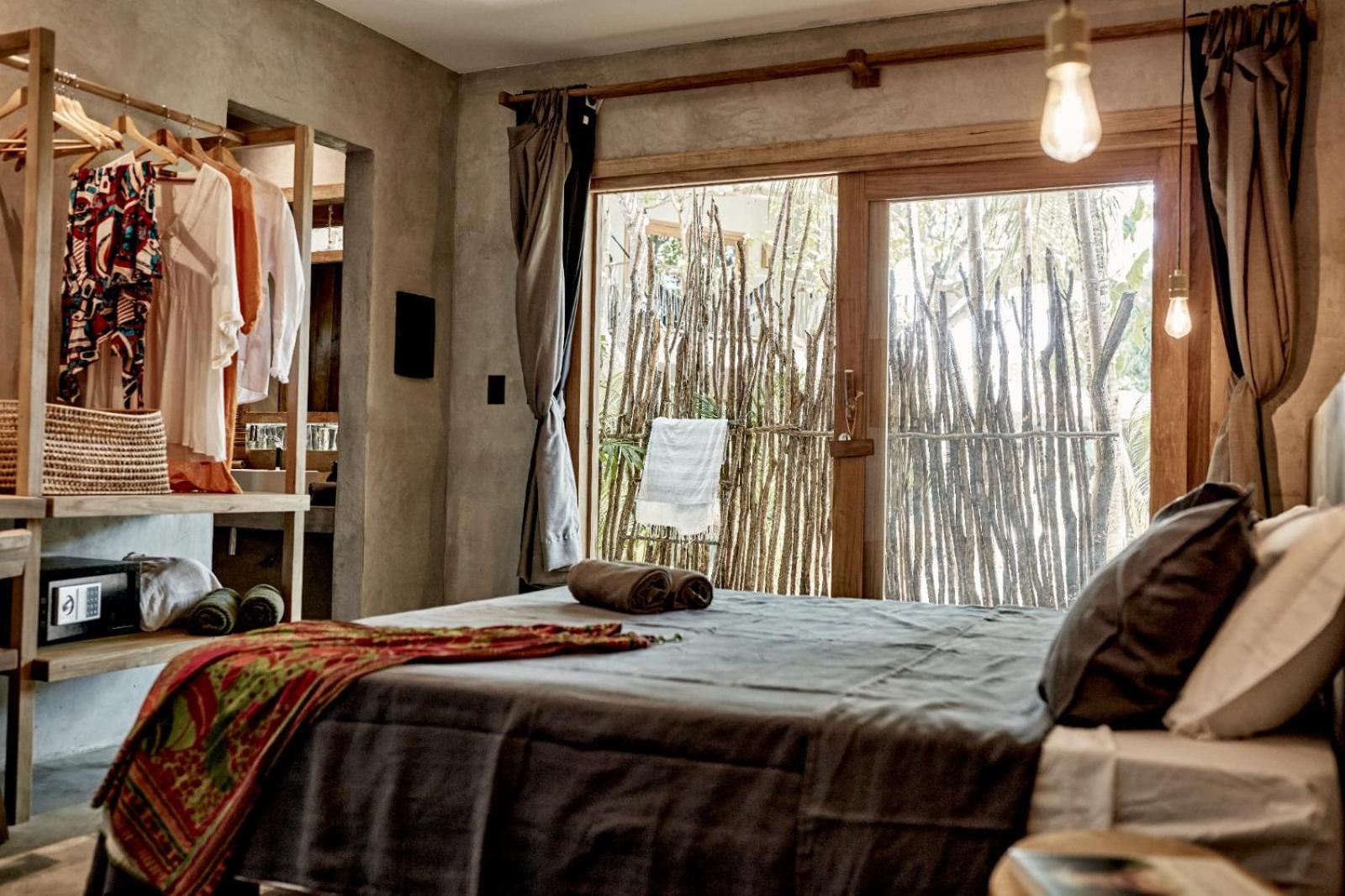 King Suite - Photo 6
