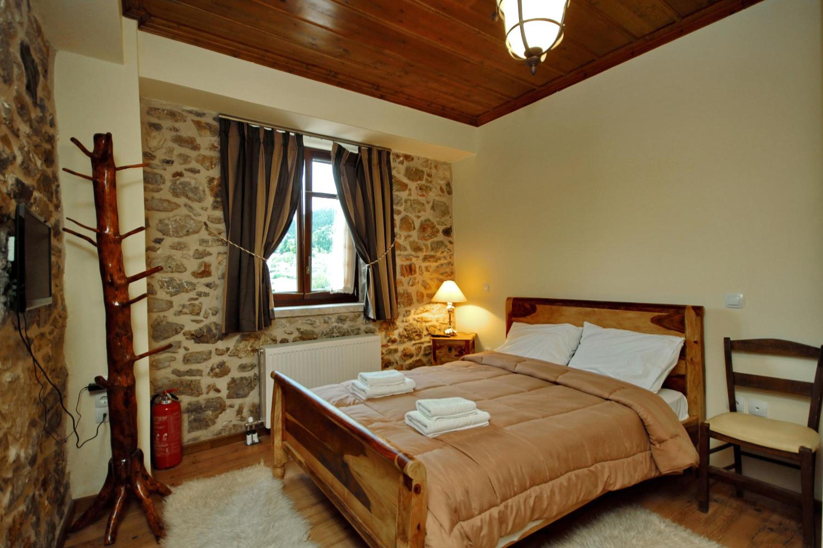 Double Room with Mountain View