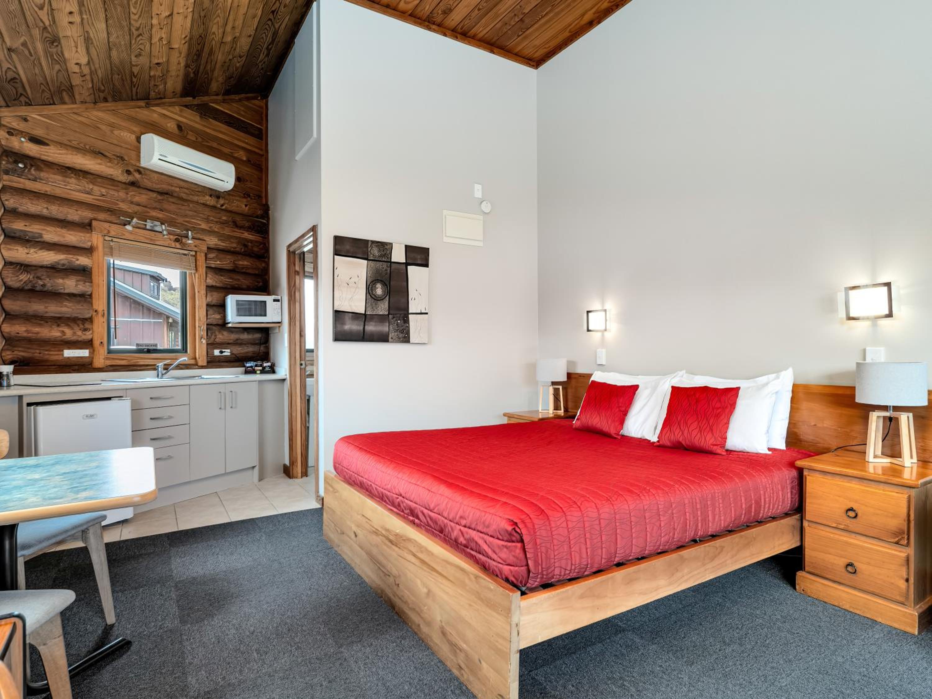 King Beachfront Chalet photo 2
