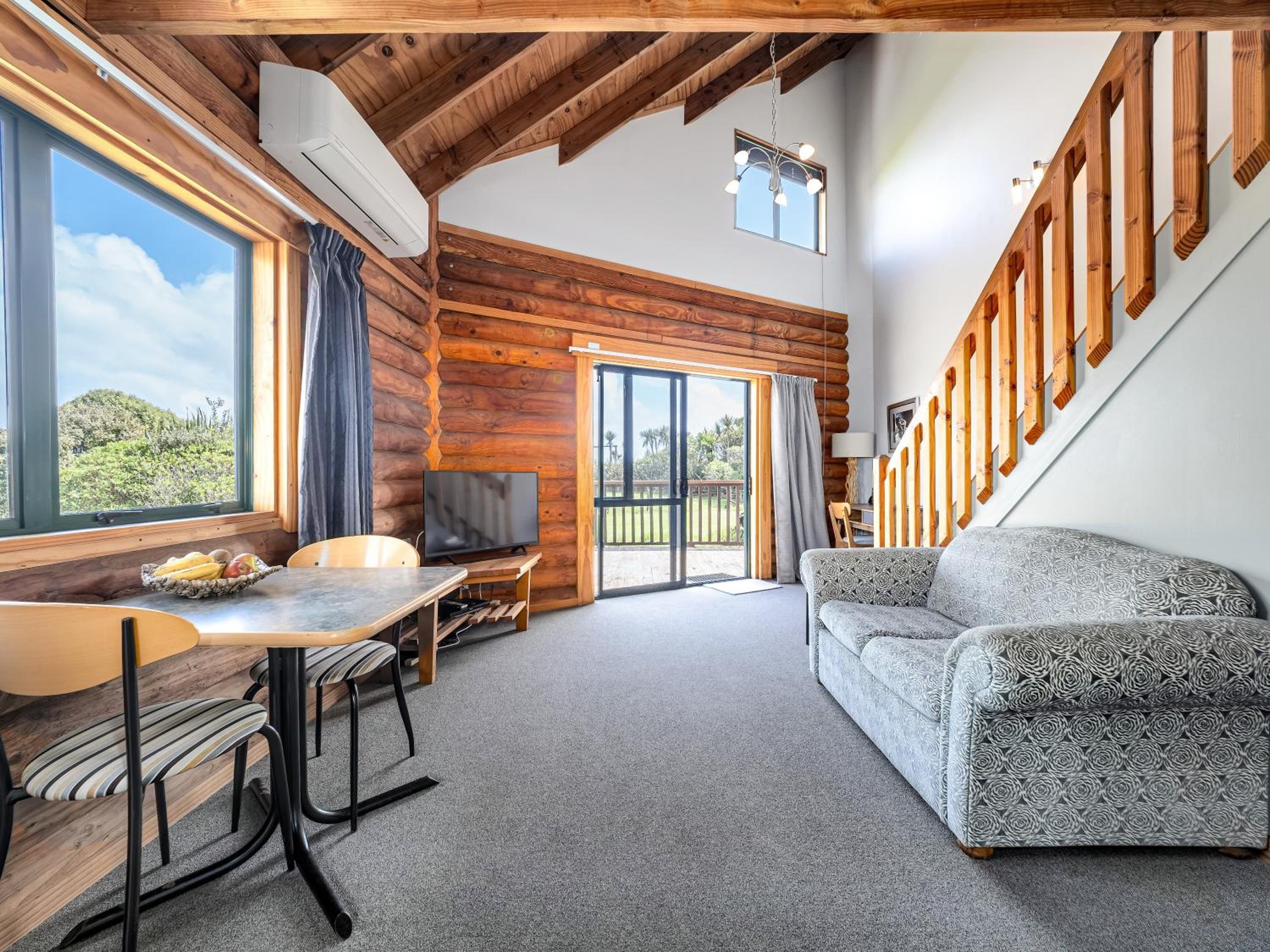 Spa Beachfront Chalet photo 1