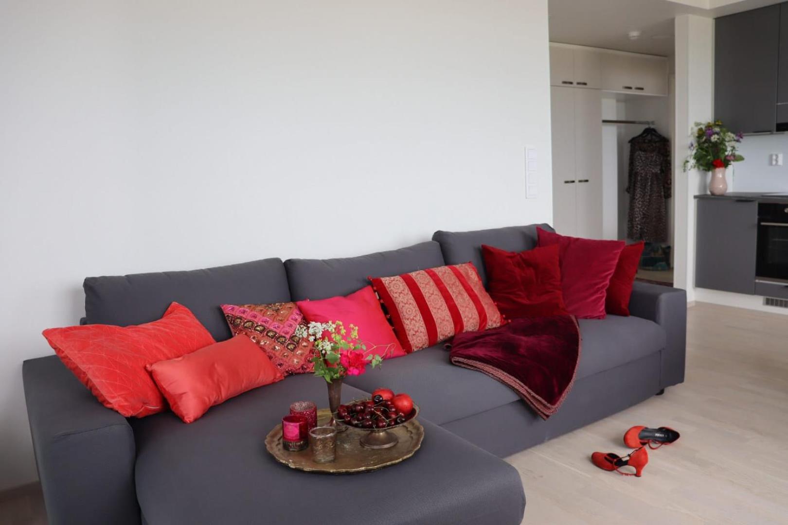 One-Bedroom Apartment - Photo 1