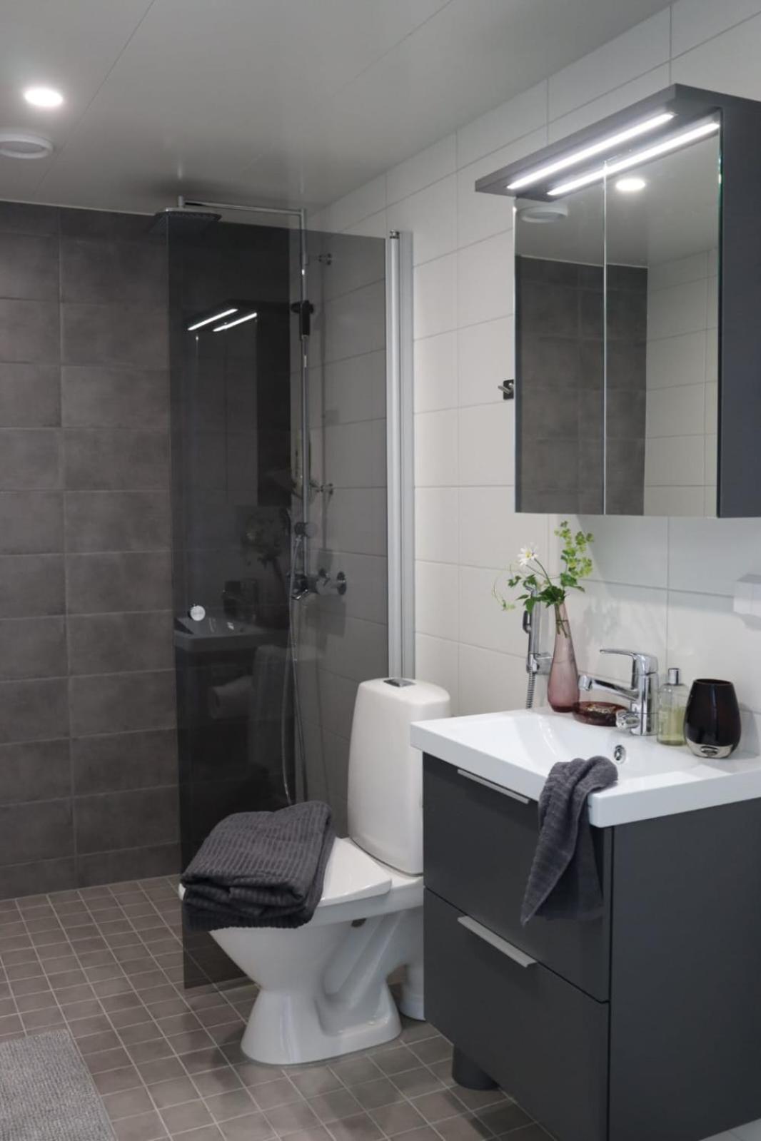 One-Bedroom Apartment - Photo 4