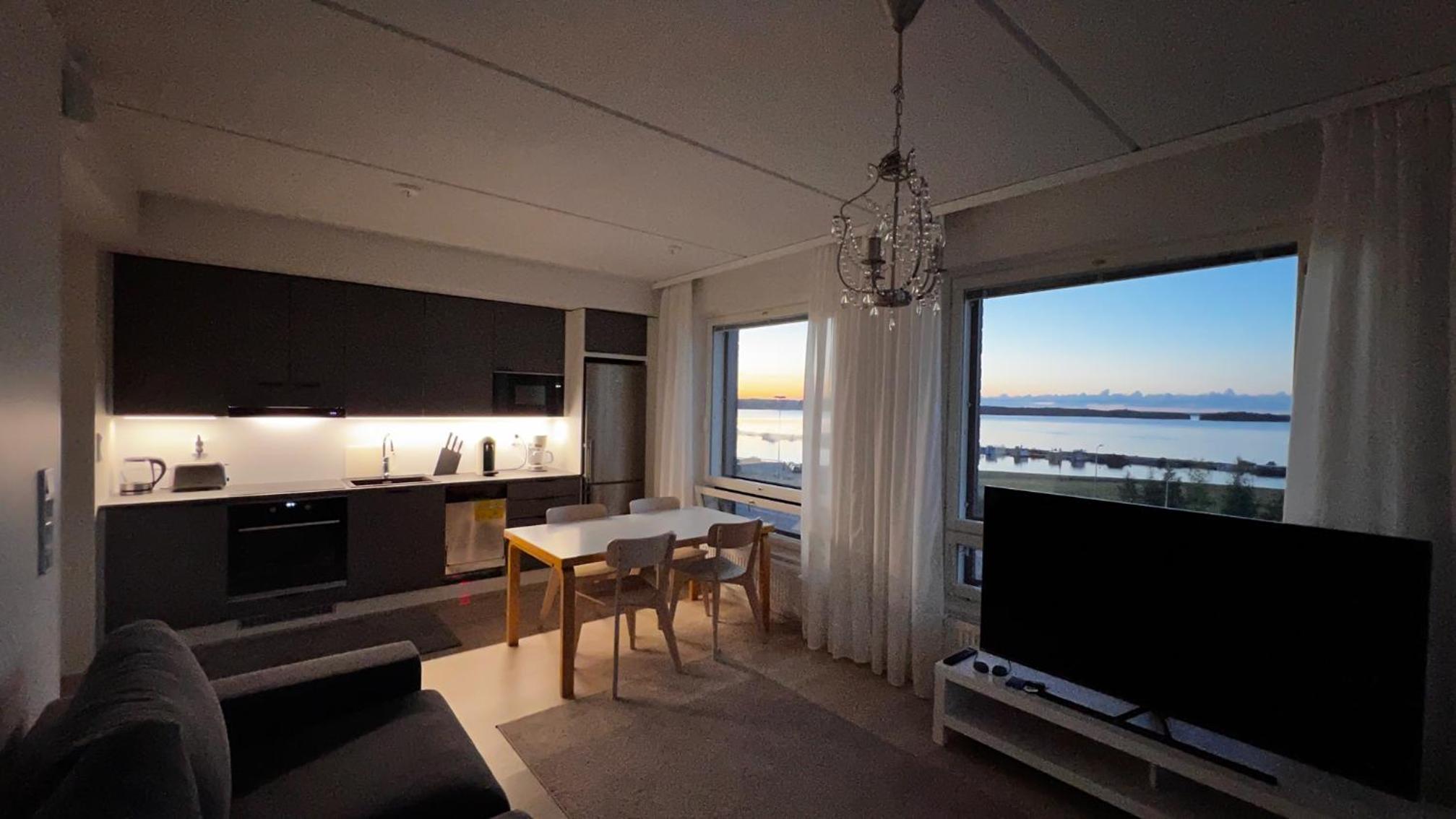 One-Bedroom Apartment - Photo 6