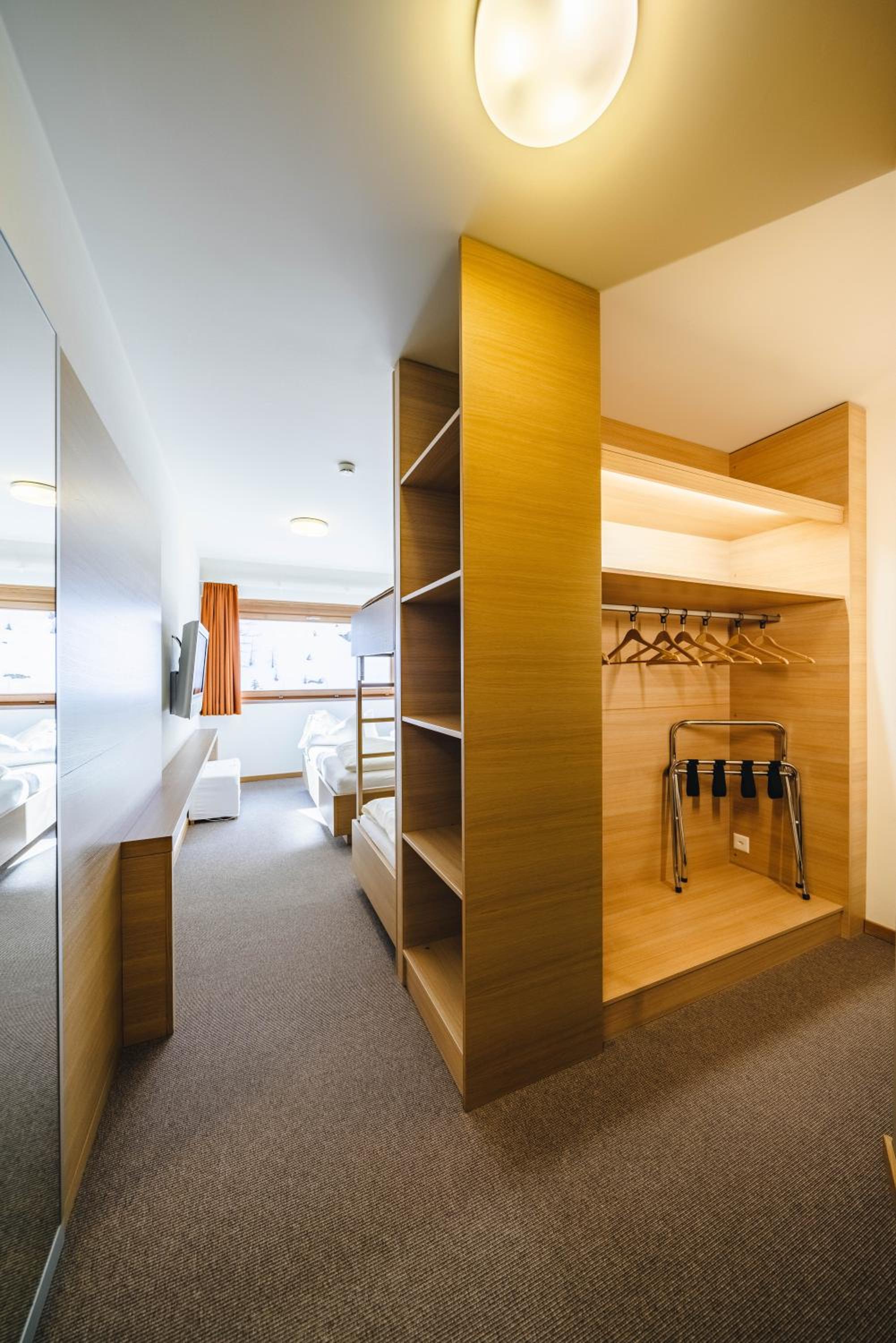 Quadruple Room - Photo 3