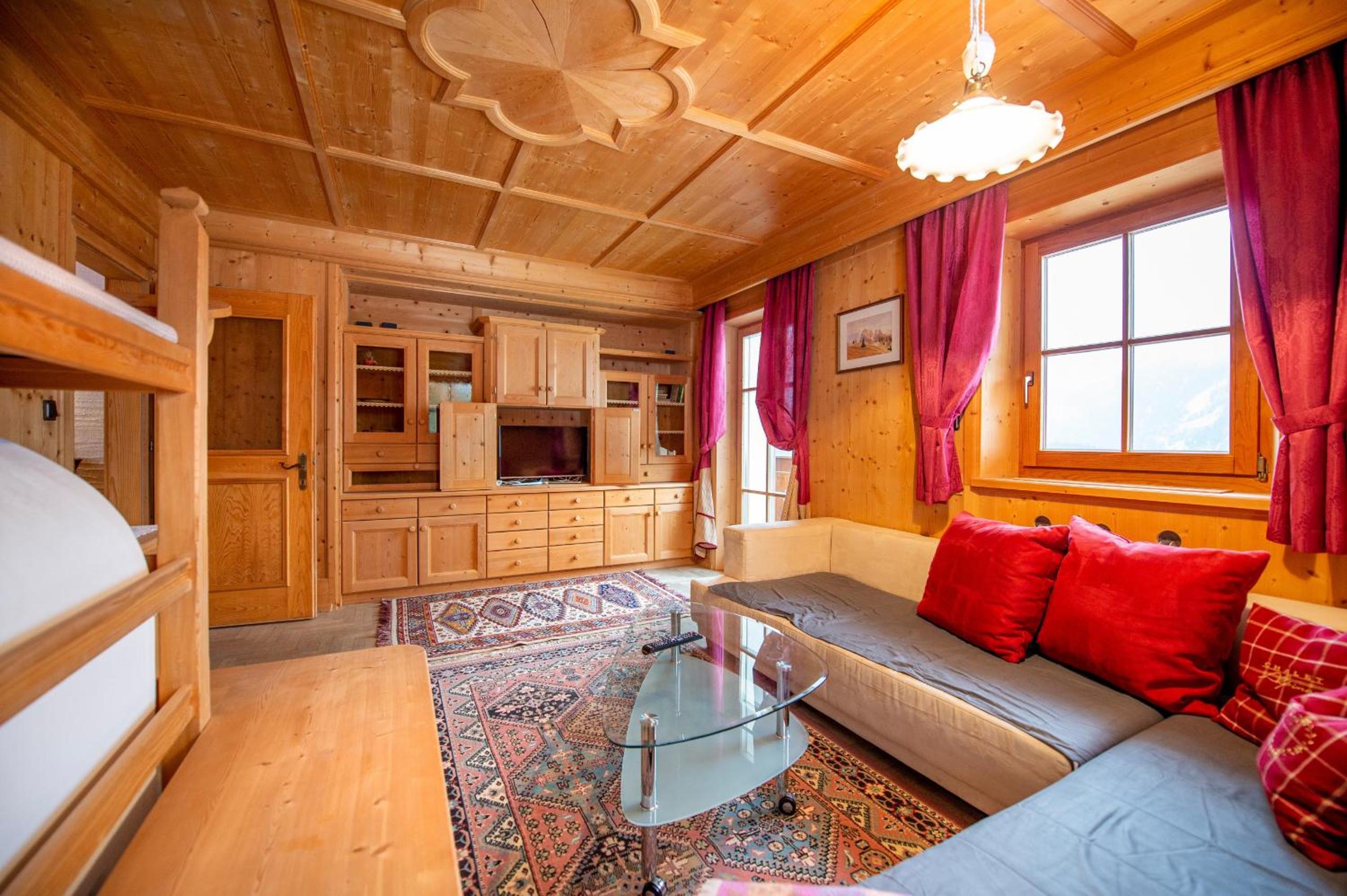 One-Bedroom Apartment with Balcony photo 1