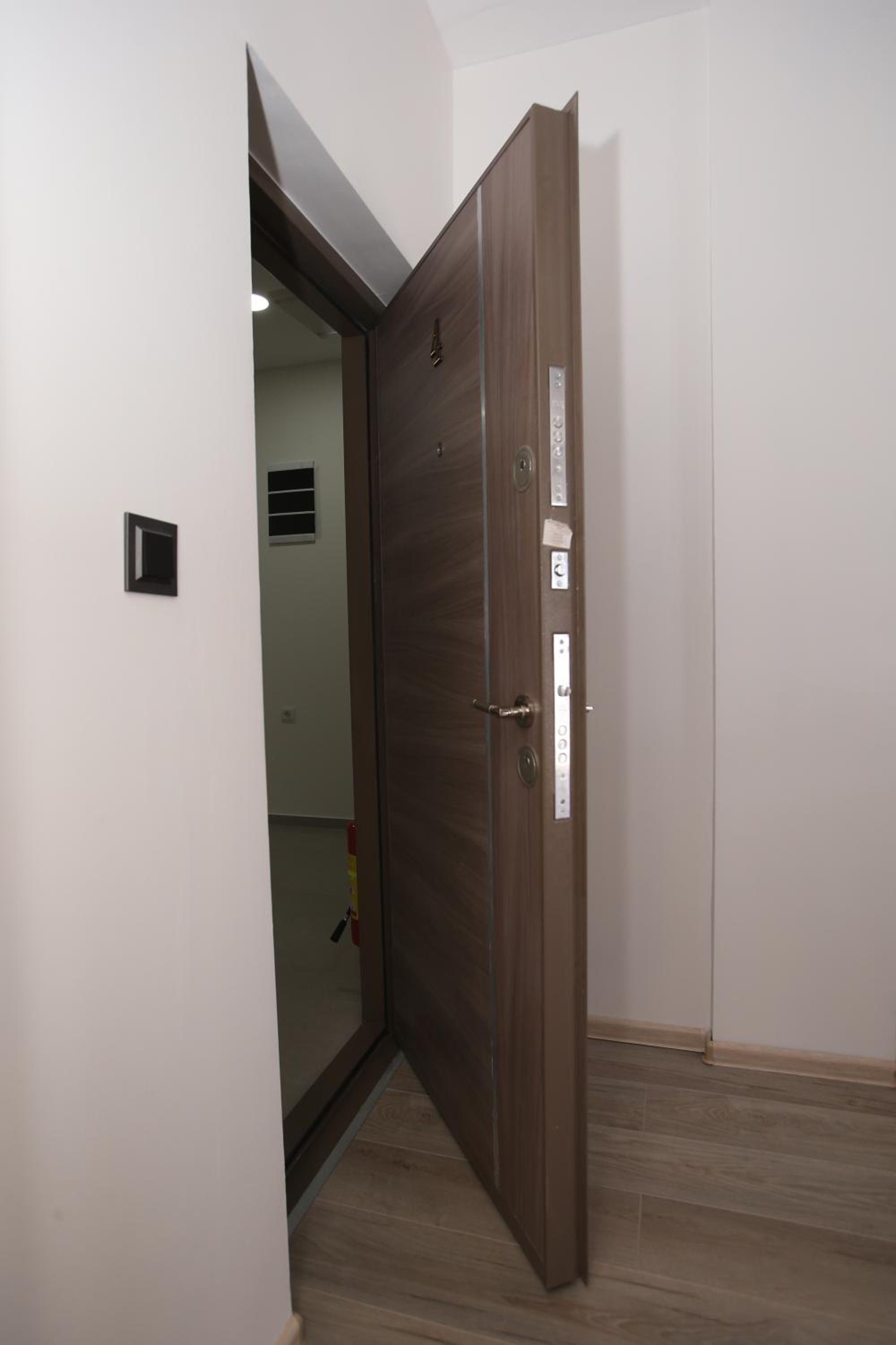 Apartment - Photo 2