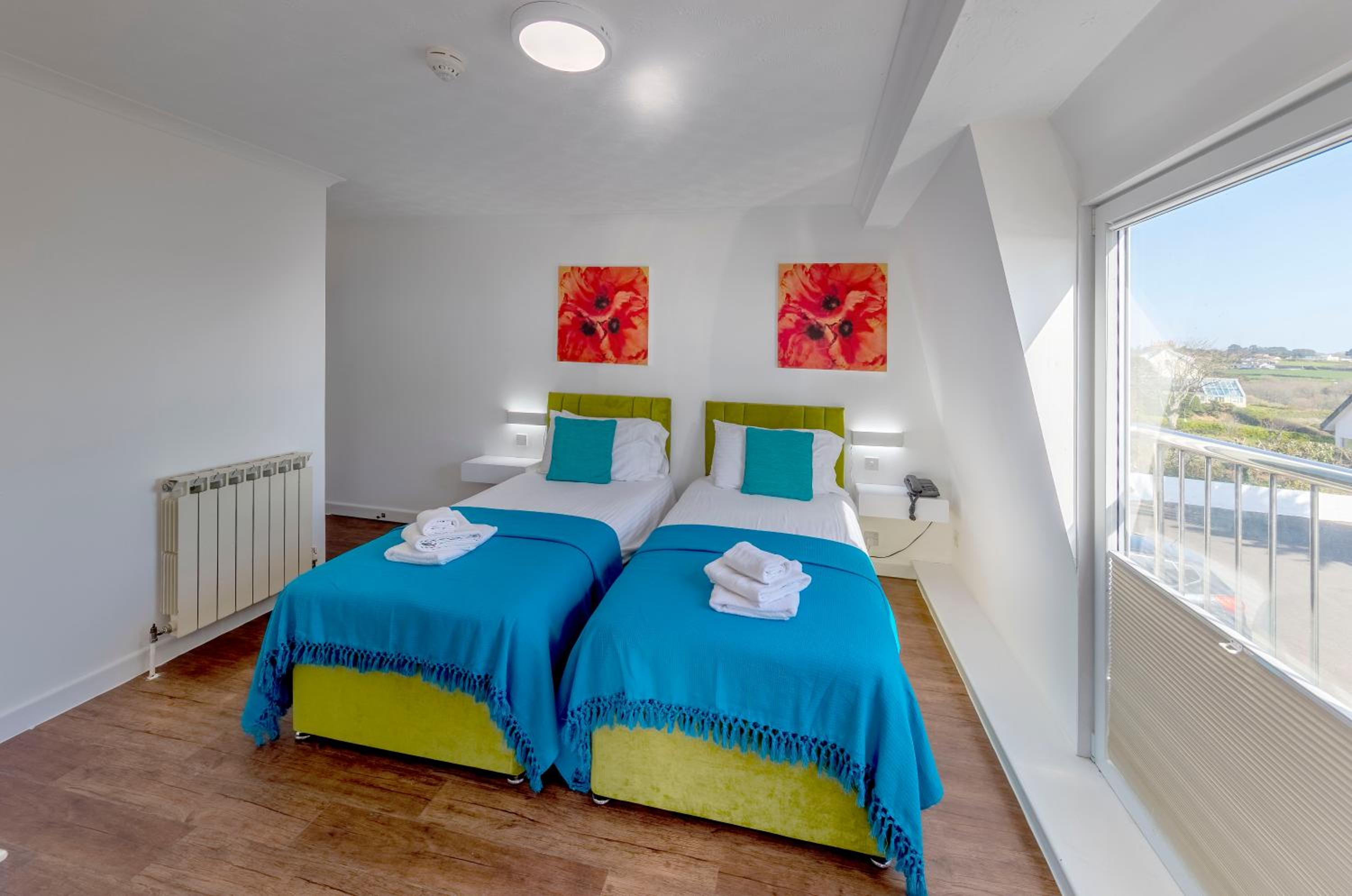 Superior Twin Room photo 2