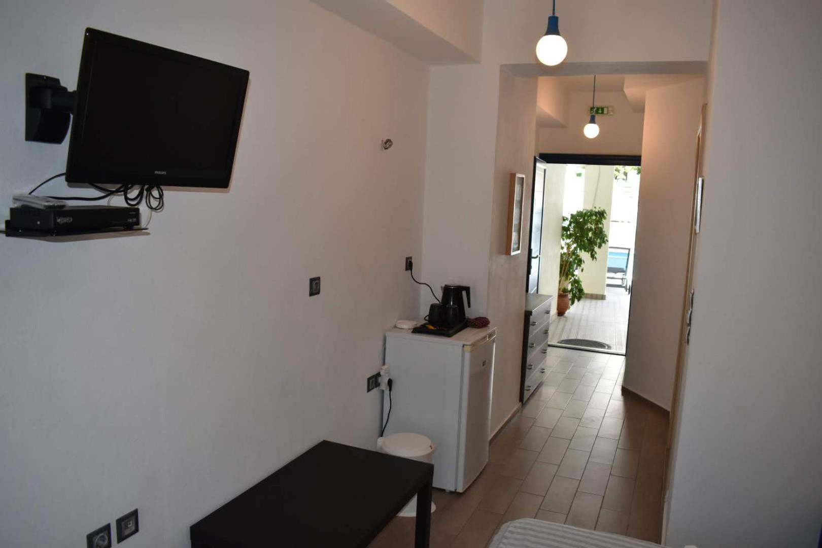 Classic Double Room - Photo 36