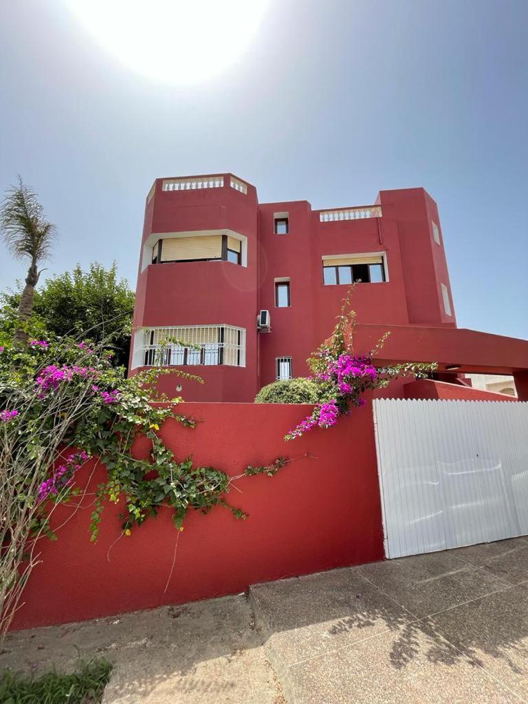 Two-Bedroom House - Photo 2