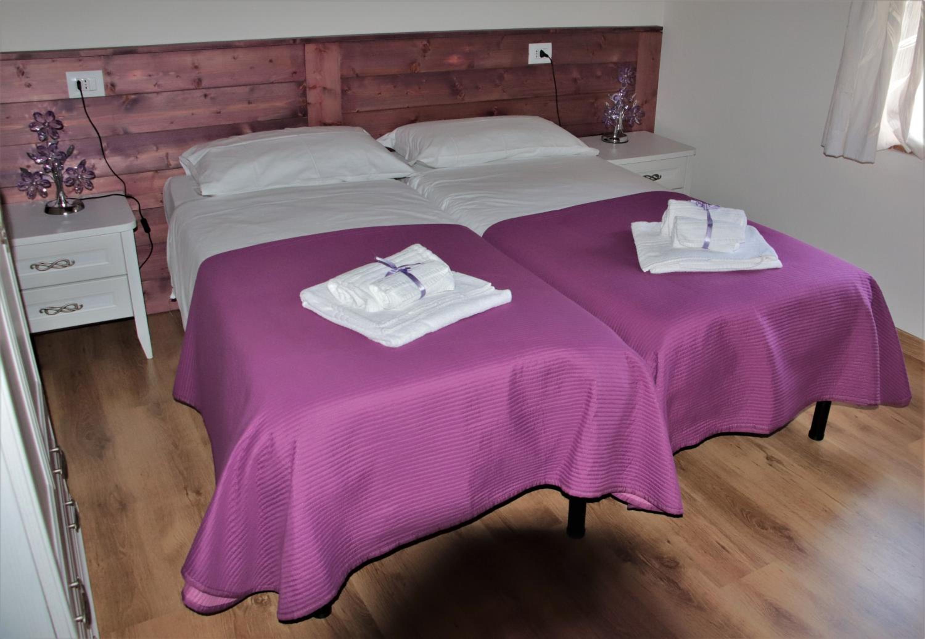 Double Or Twin Room With Private Bathroom photo 2