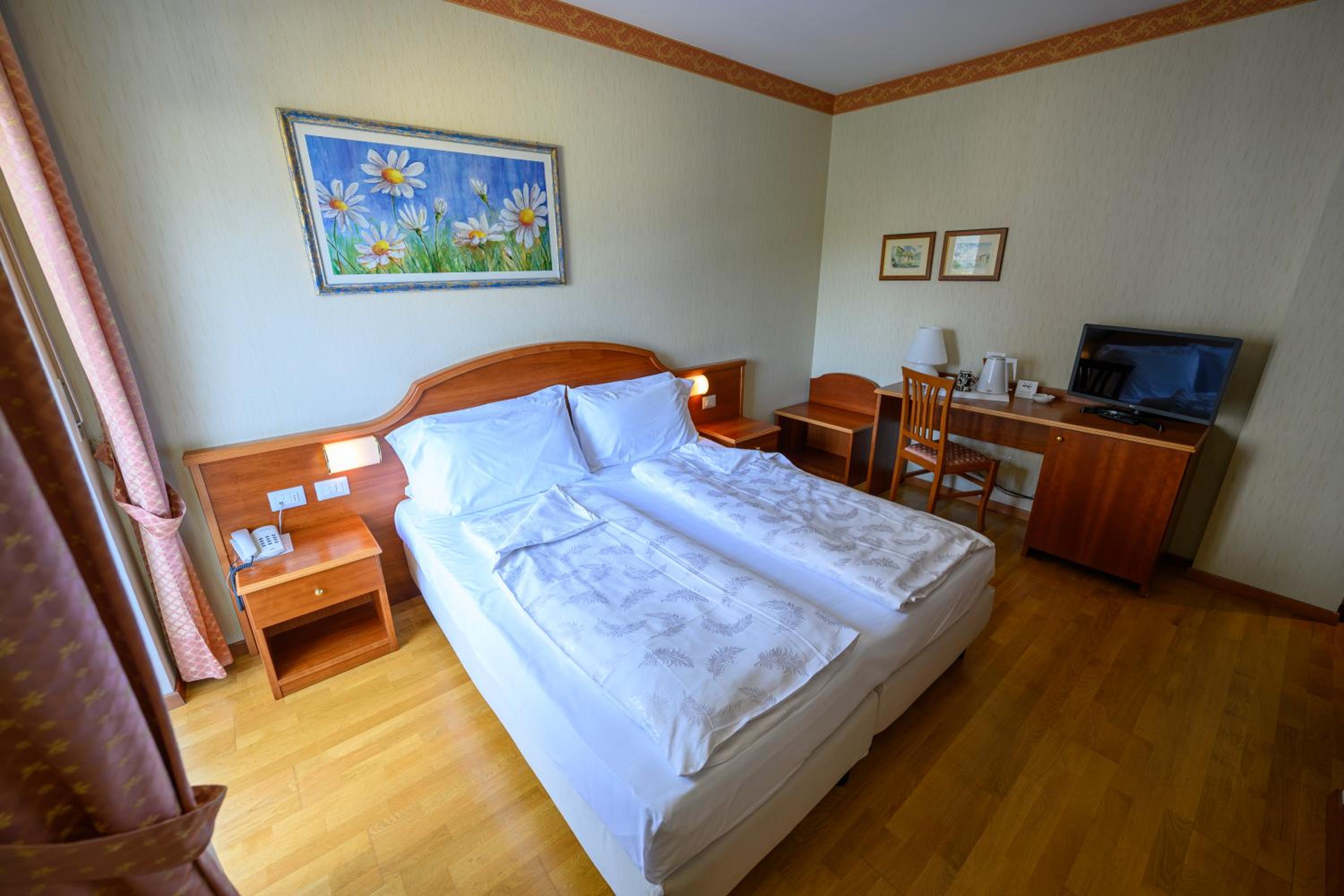 Standard Doppel- oder Zweibettzimmer