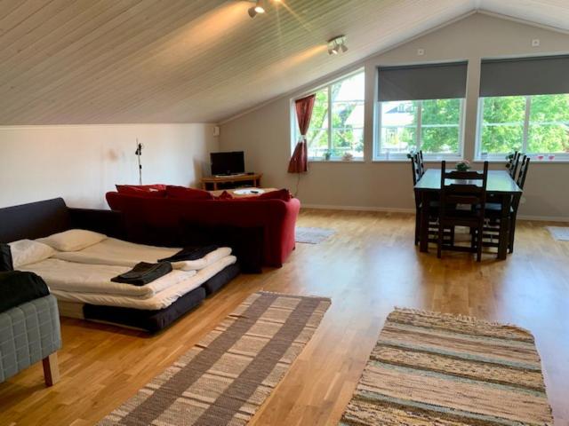 Studio Apartment photo 3