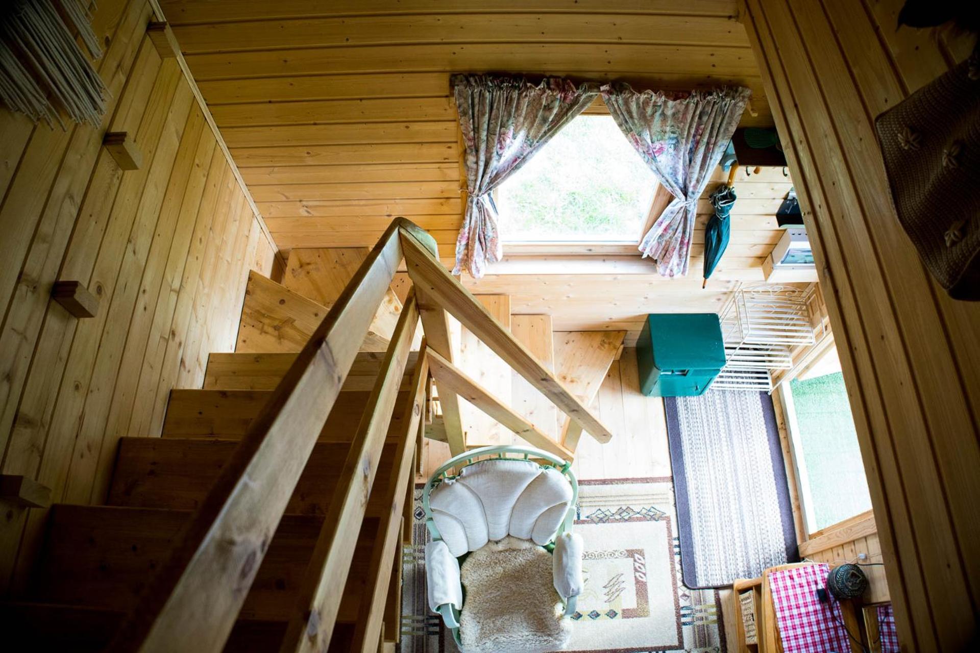 Three-Bedroom House - Photo 46