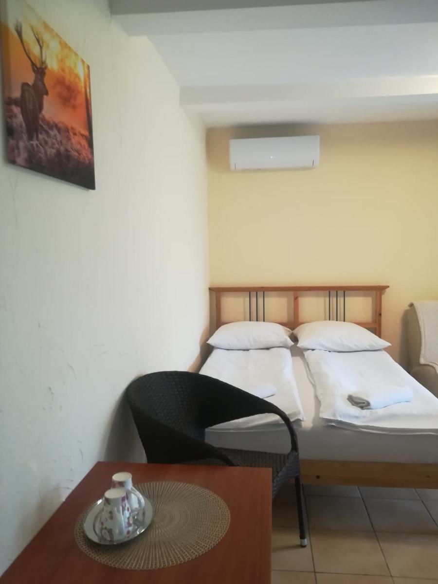 Triple Room with Bathroom photo 1