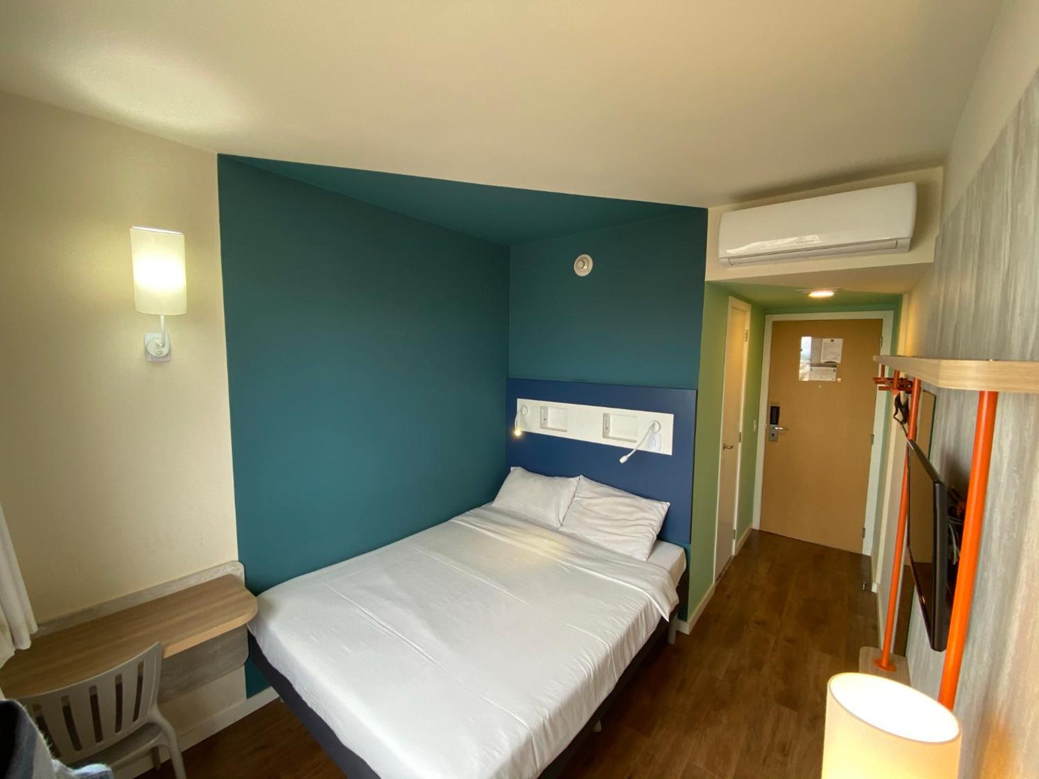 Standard Double Room - Photo 7