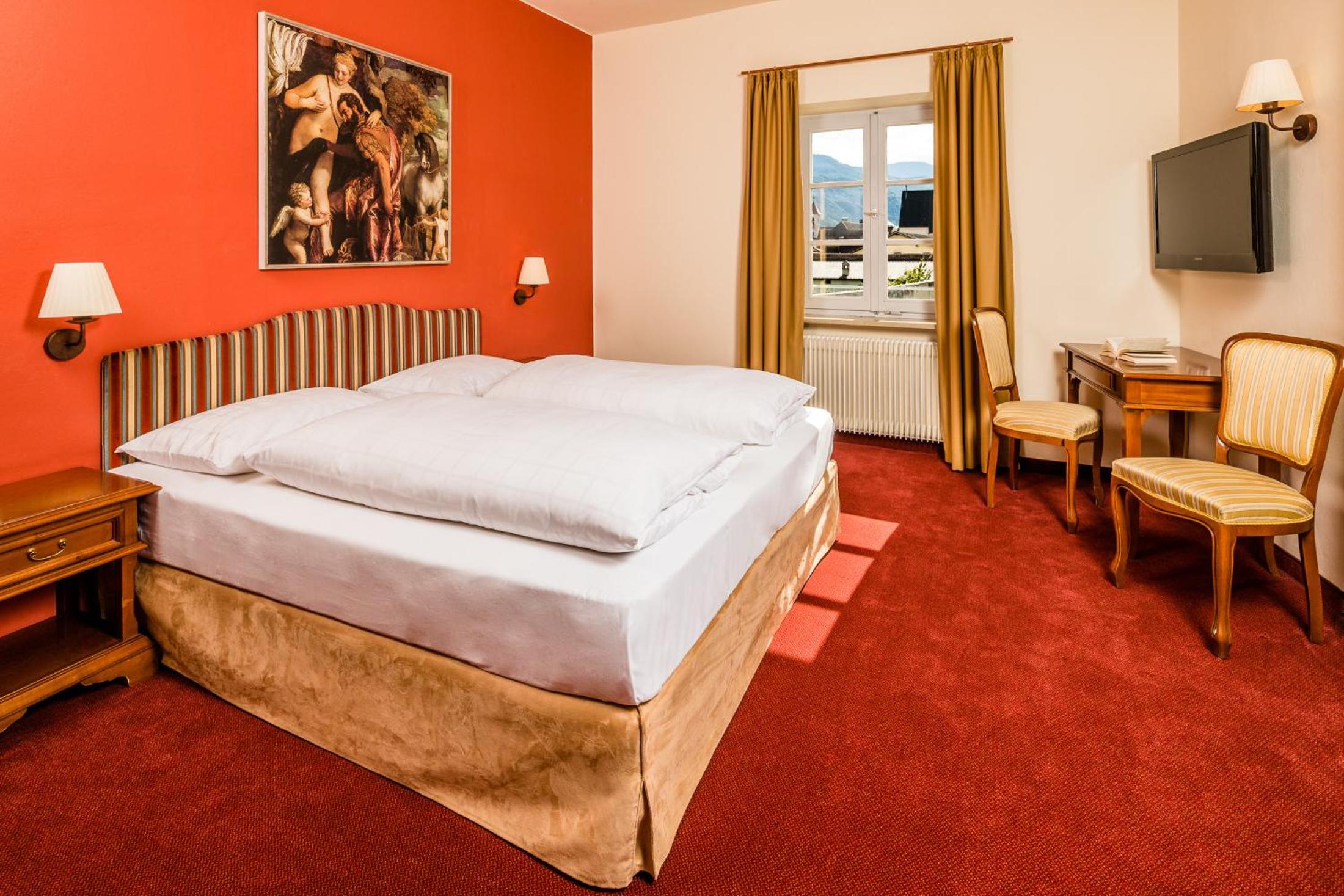 Superior Double Room with Mountain View - Photo 2