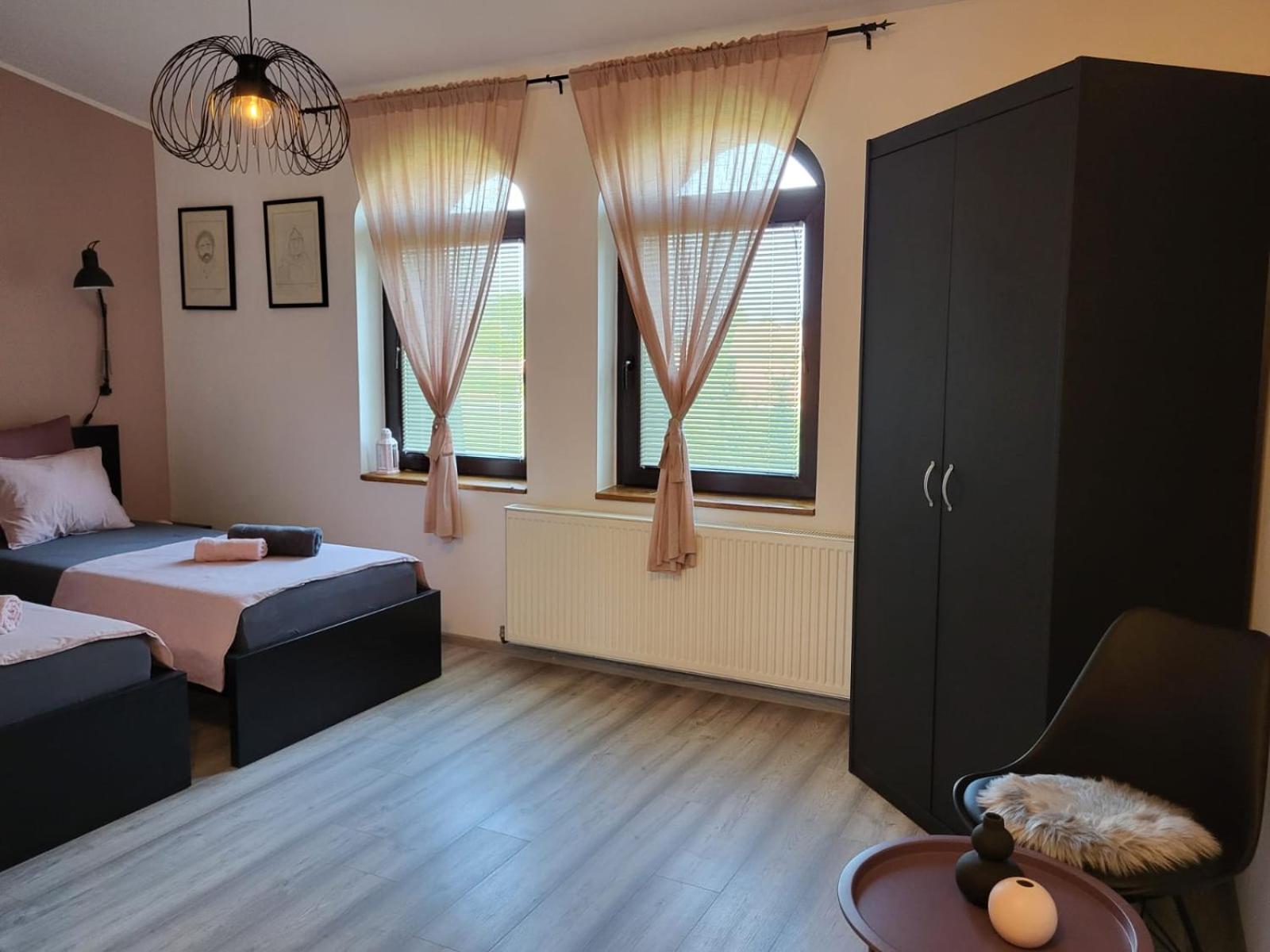 Double or Twin Room - Photo 6