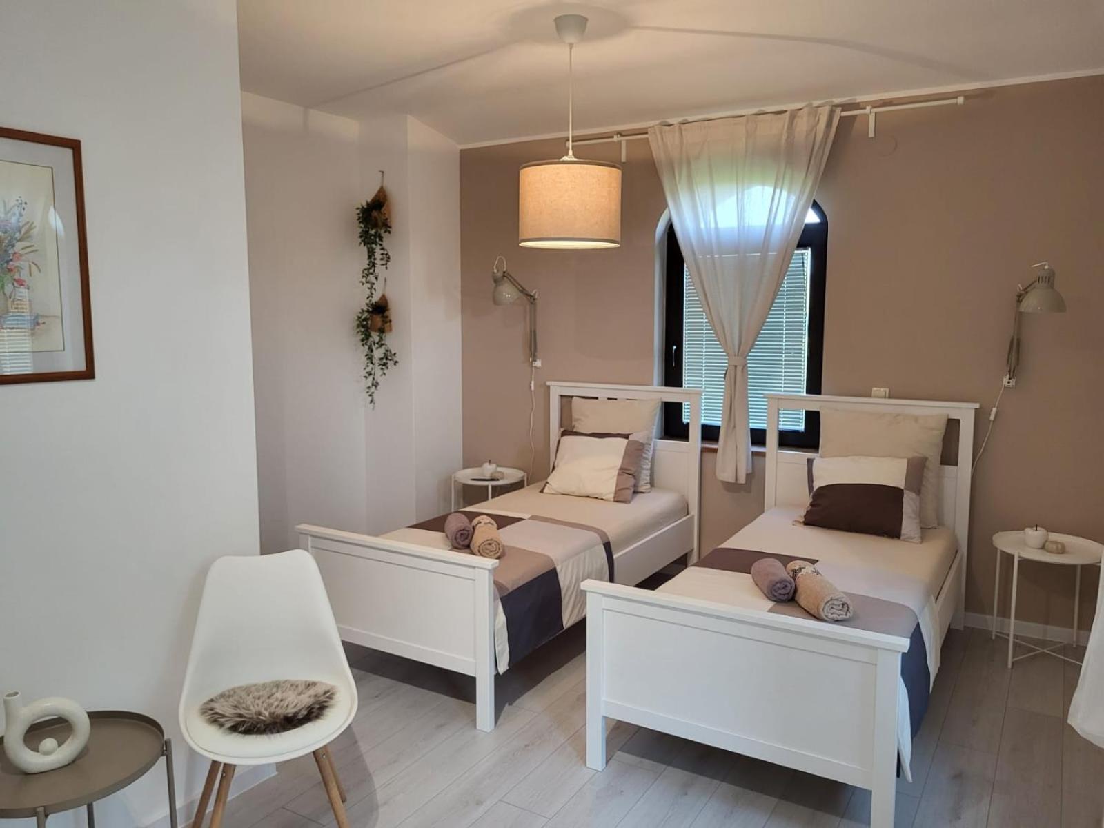 Double or Twin Room - Photo 3