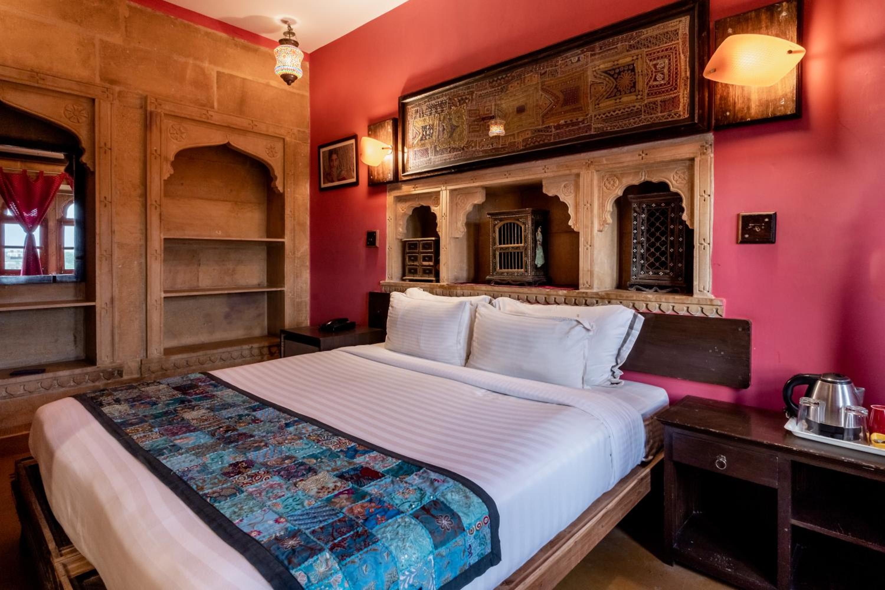 Standard Double or Twin Room - Photo 5