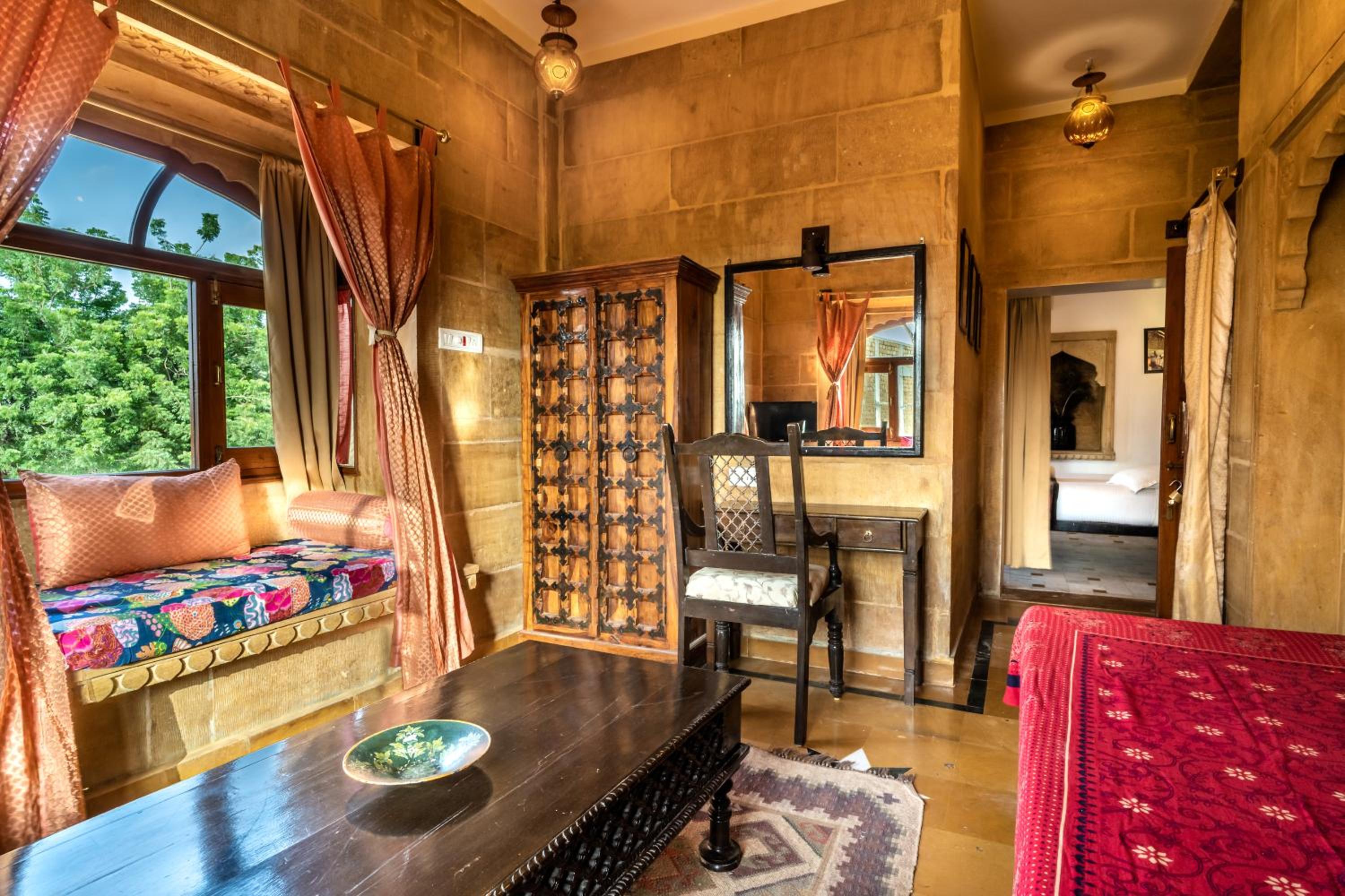 Deluxe Suite - Photo 3