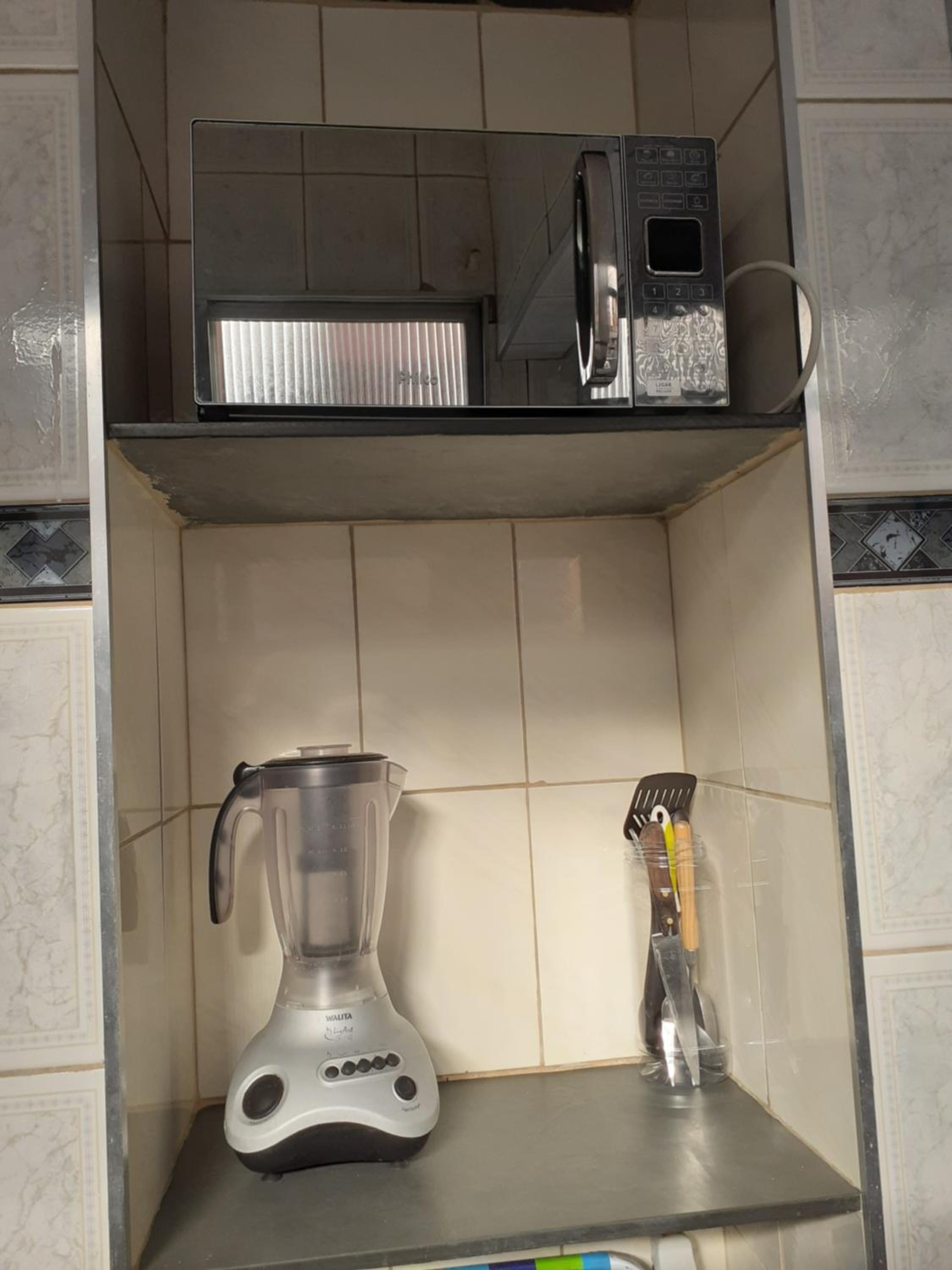 Studio Apartment - Photo 23
