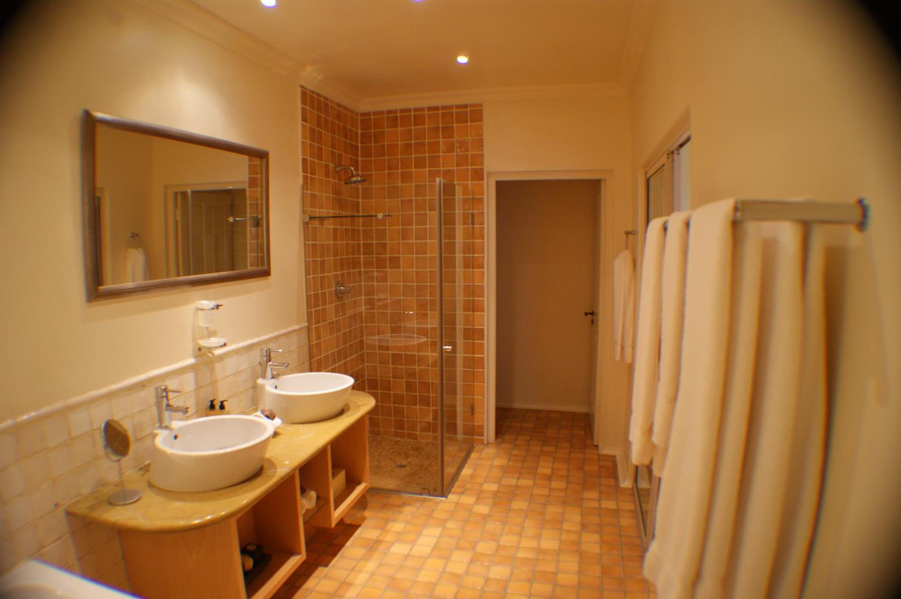 Superior King Room photo 2