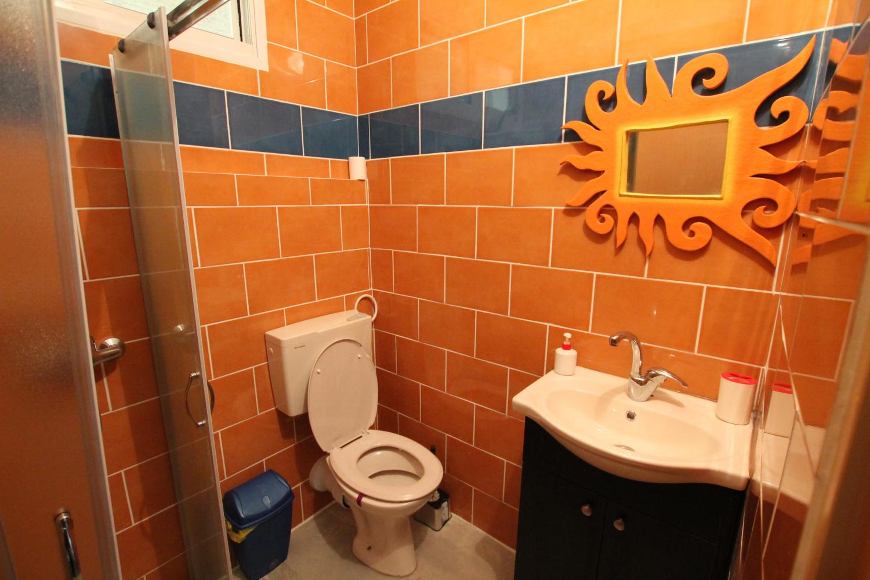 Double Room with Private Bathroom photo 2