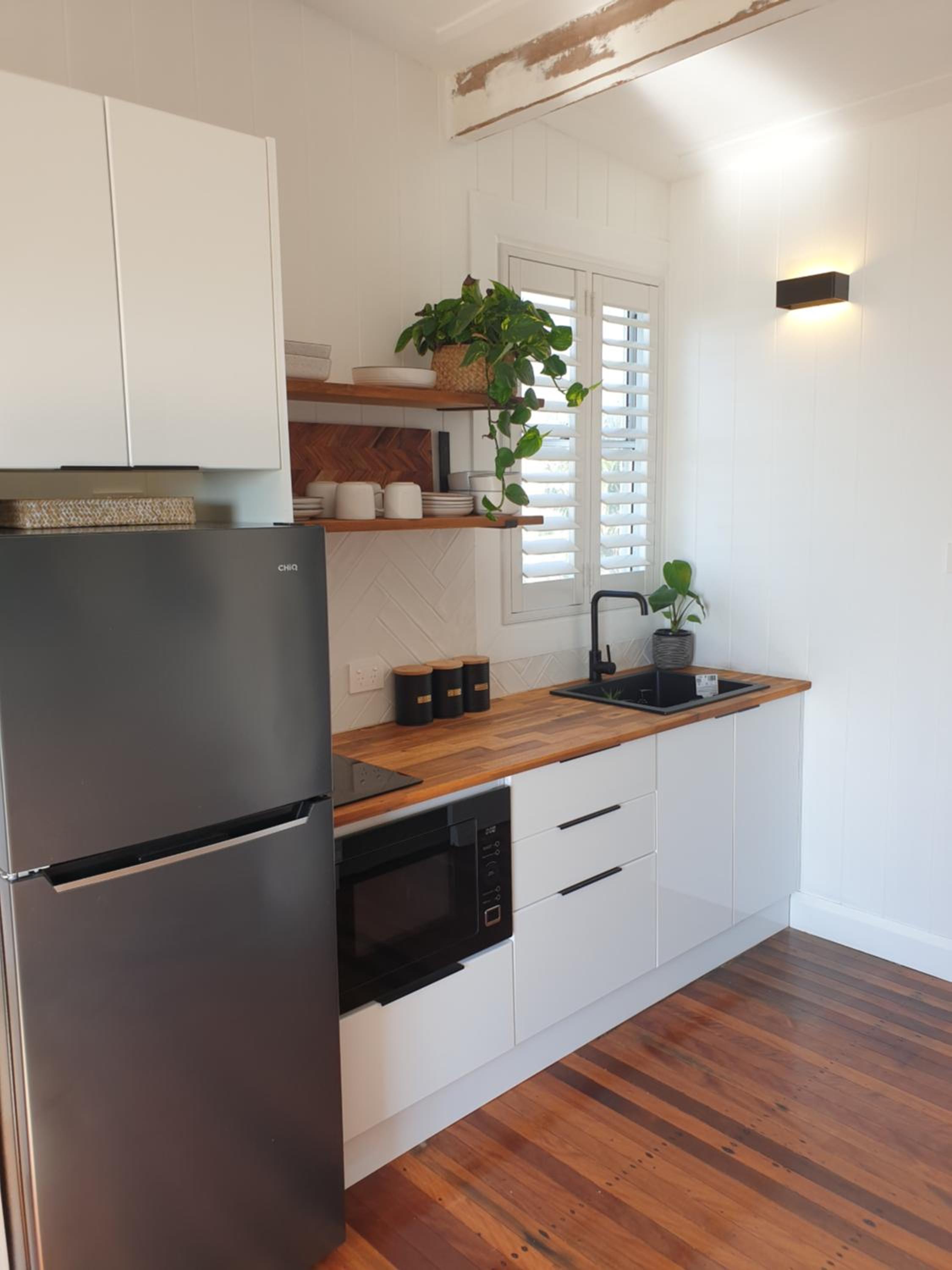 Apartment with Balcony photo 1