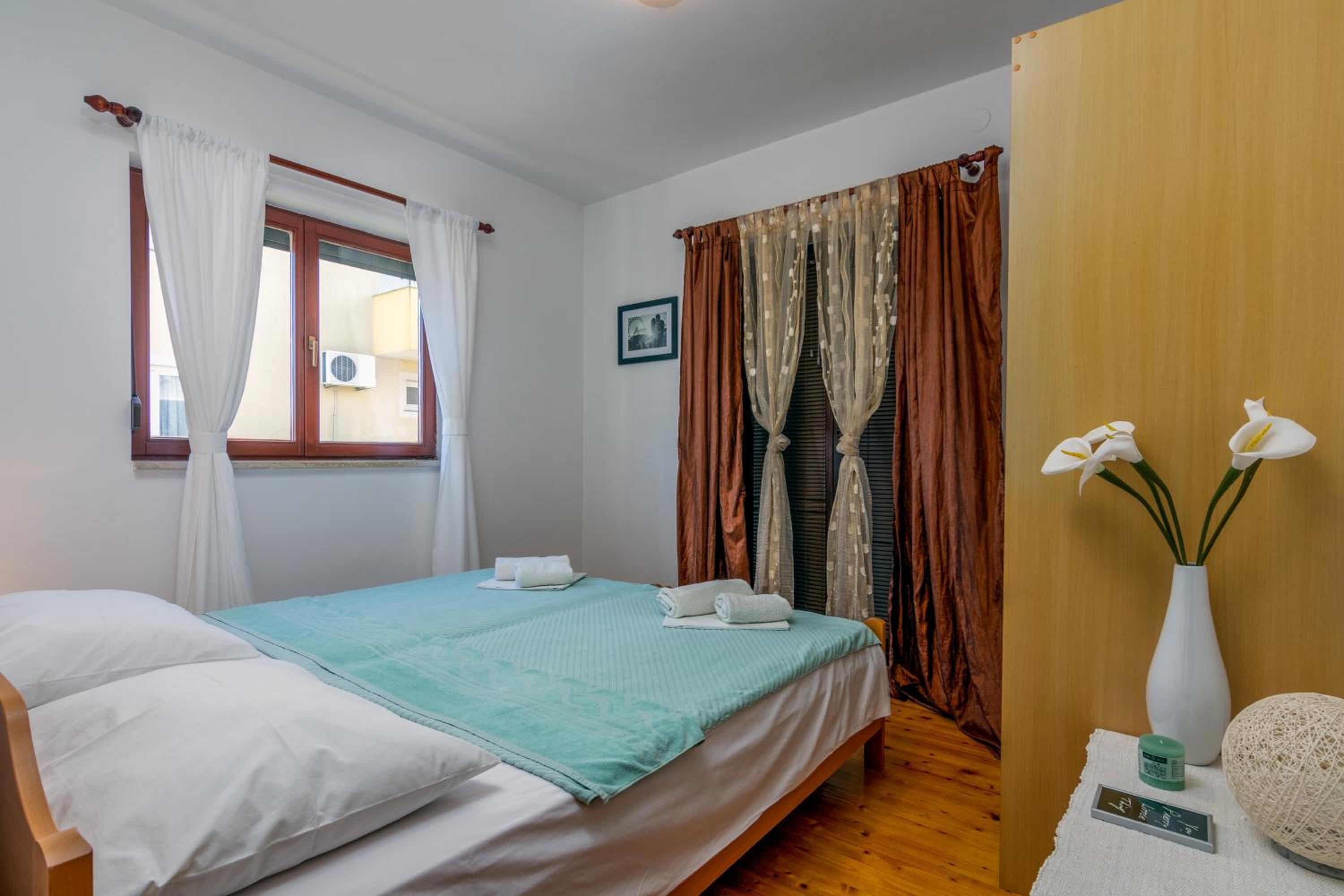 One-Bedroom Apartment with Terrace