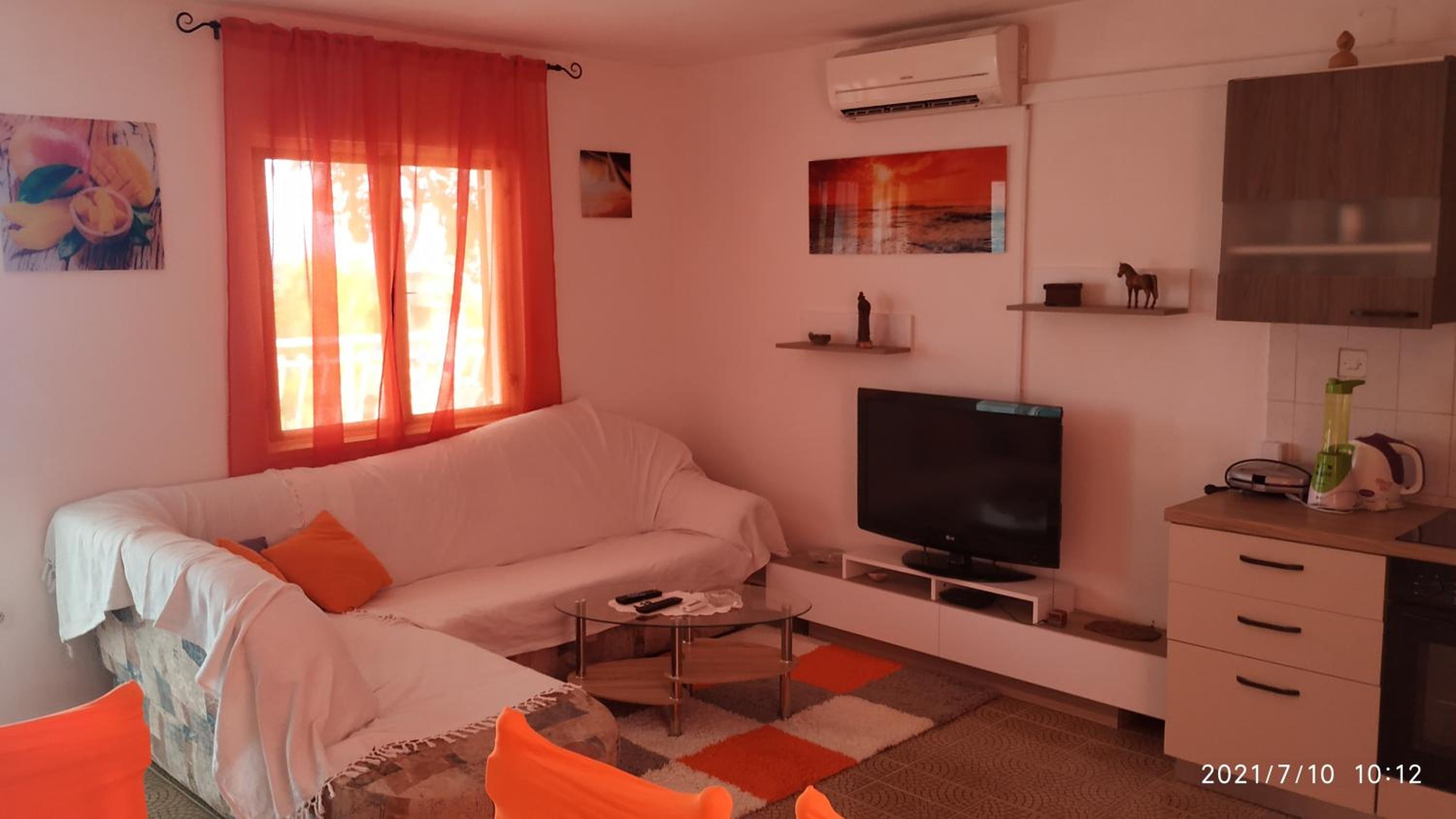 Two-Bedroom Apartment With Terrace And Sea View