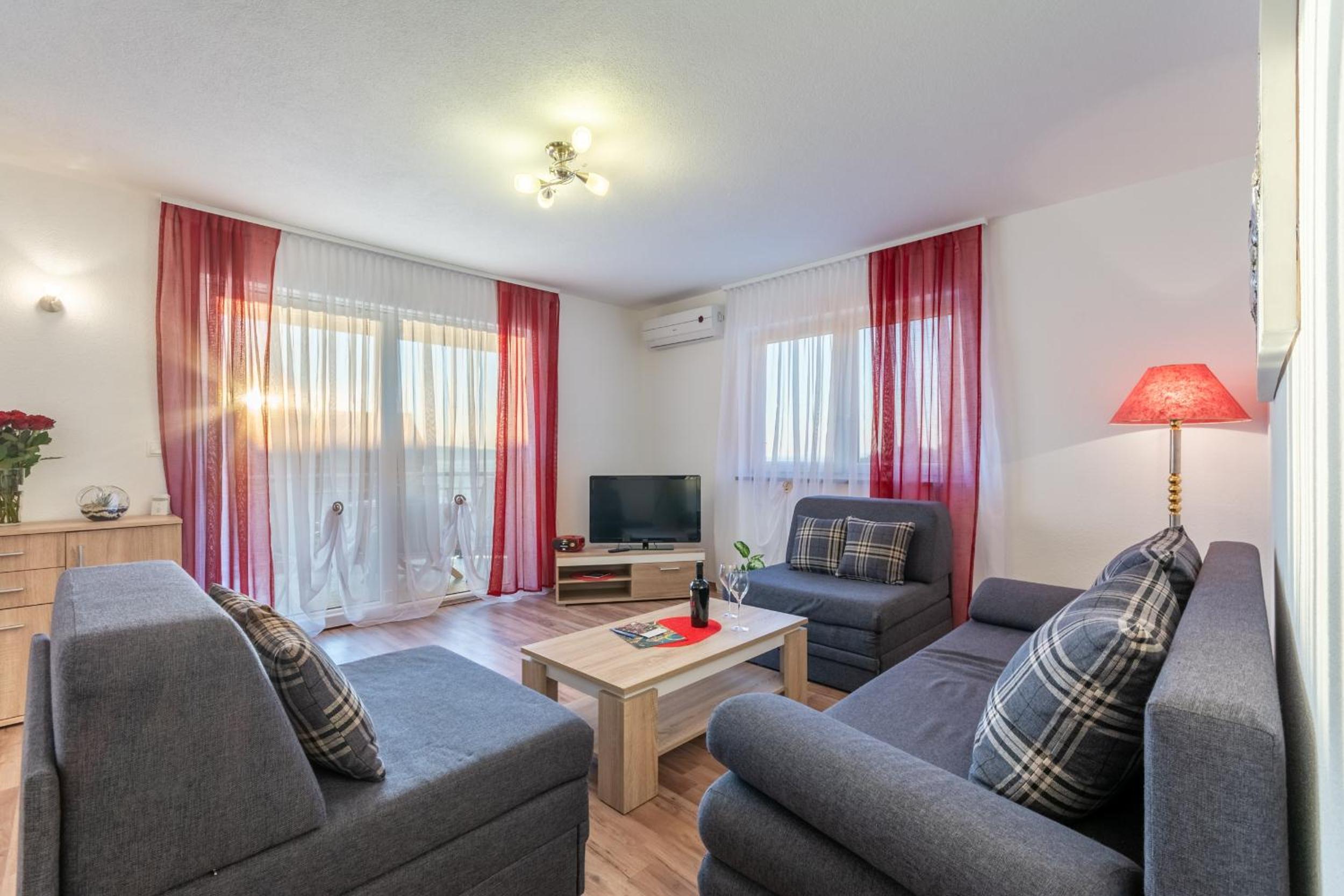 Two-Bedroom Apartment with Terrace and Sea View