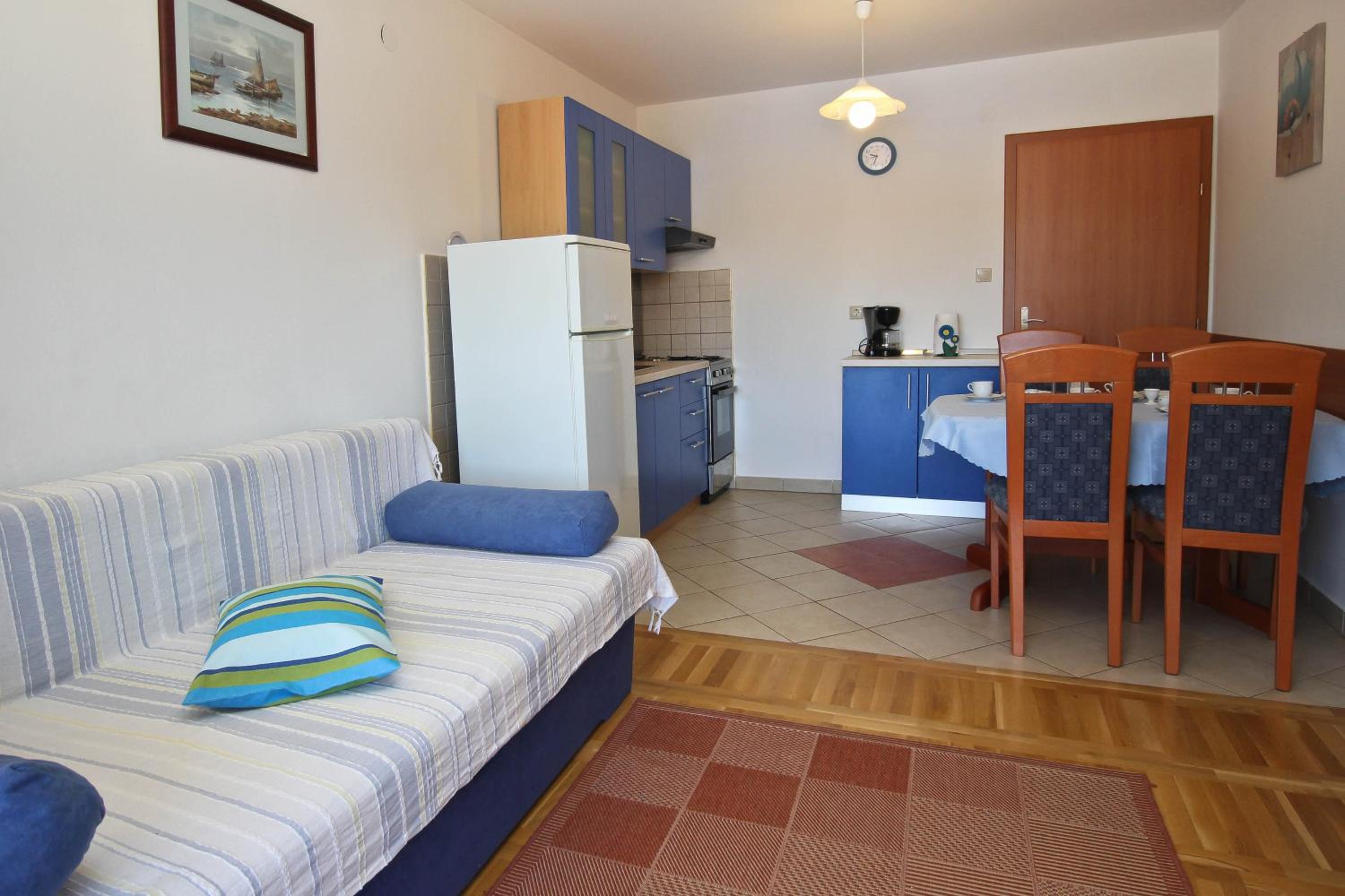 One-Bedroom Apartment with Terrace and Sea View