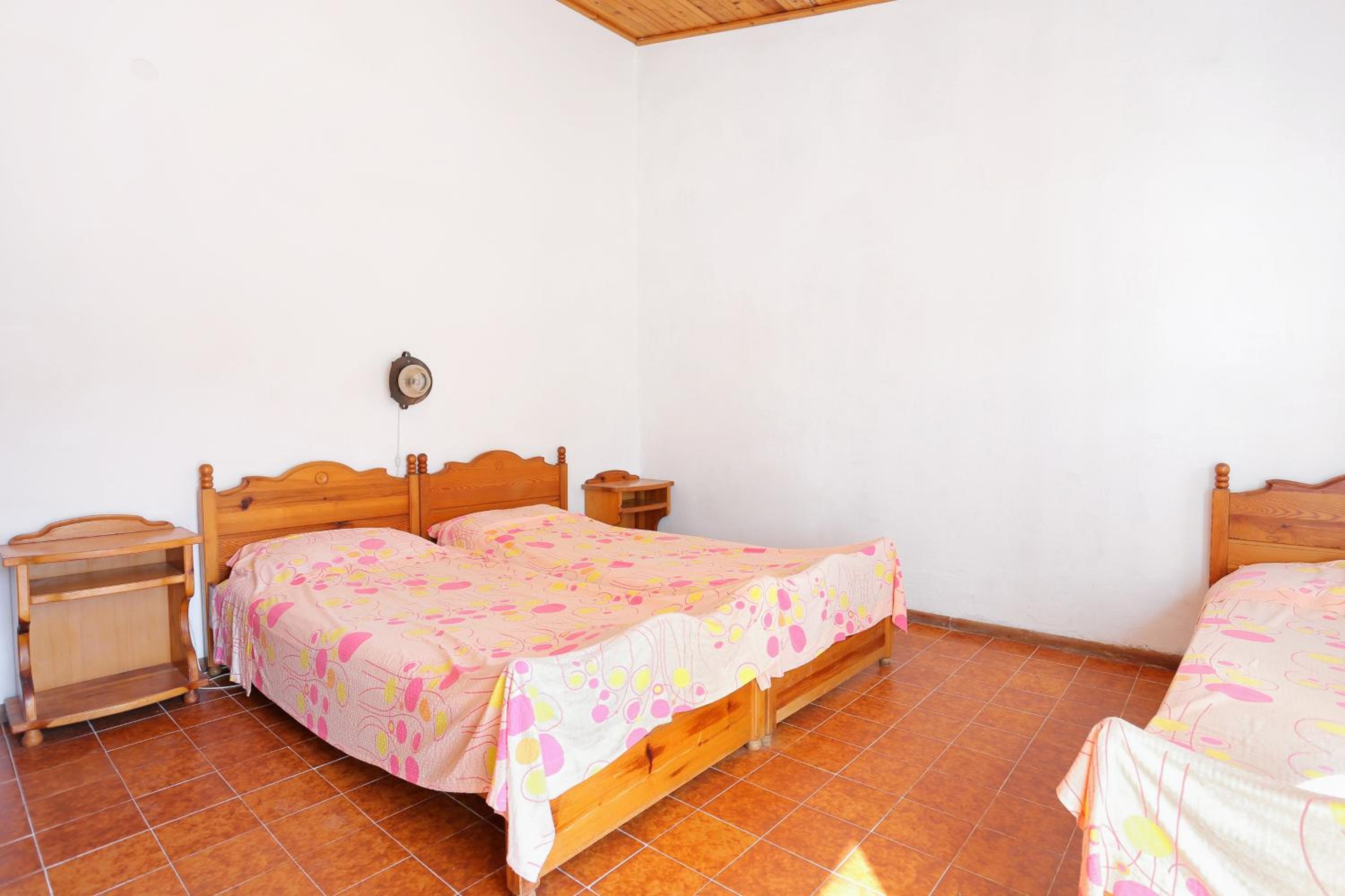 Three-Bedroom Apartment with Terrace and Sea View photo 1