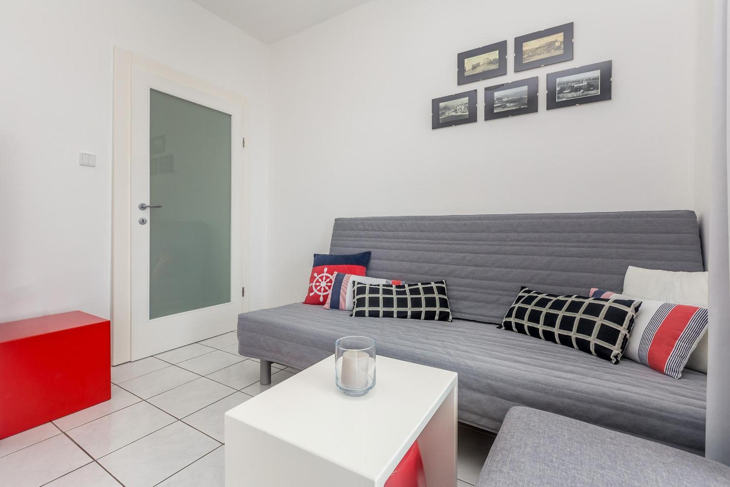 Two-Bedroom Apartment with Terrace and Sea View photo 1