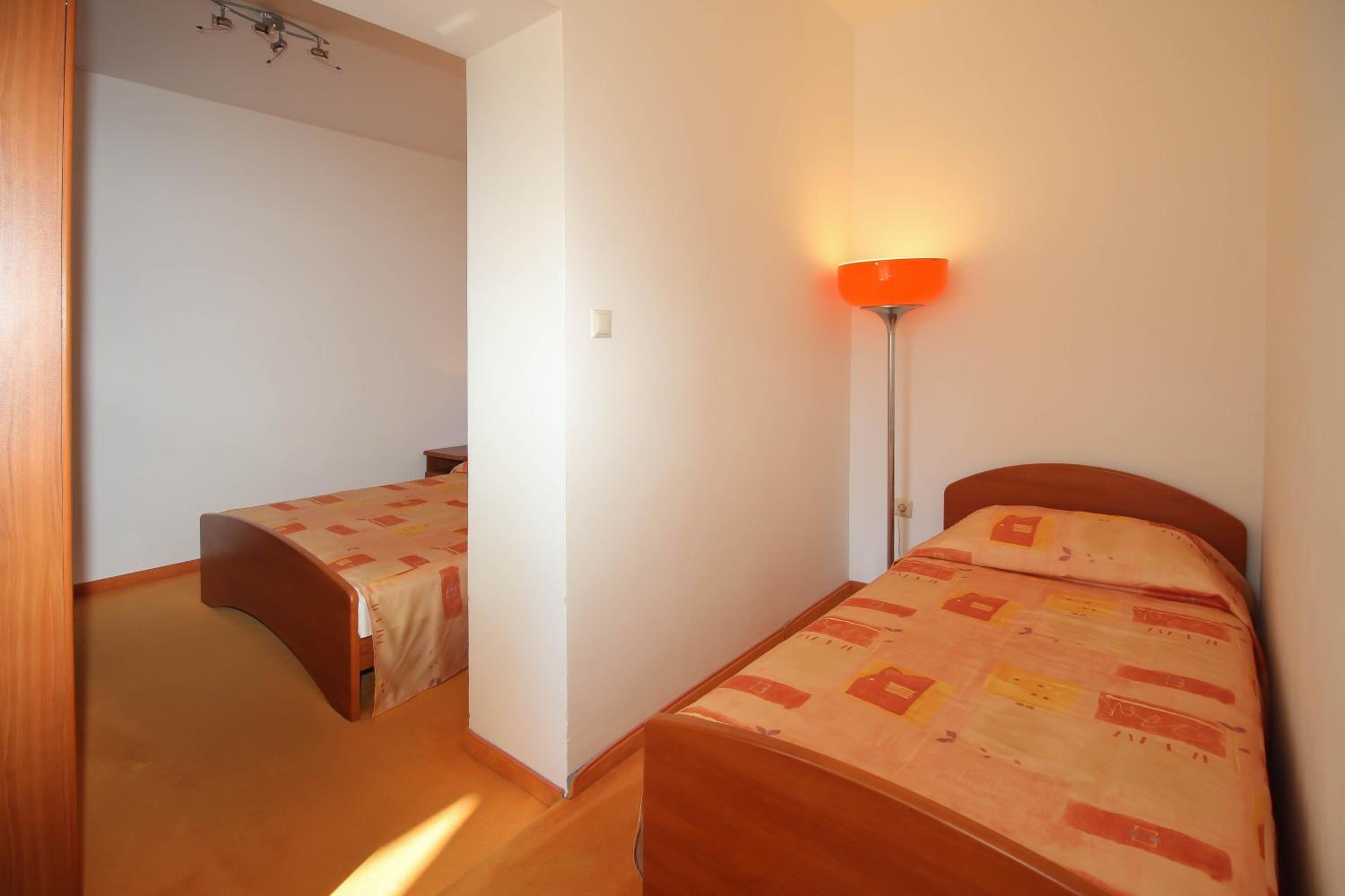 One-Bedroom Apartment with Terrace and Sea View photo 3