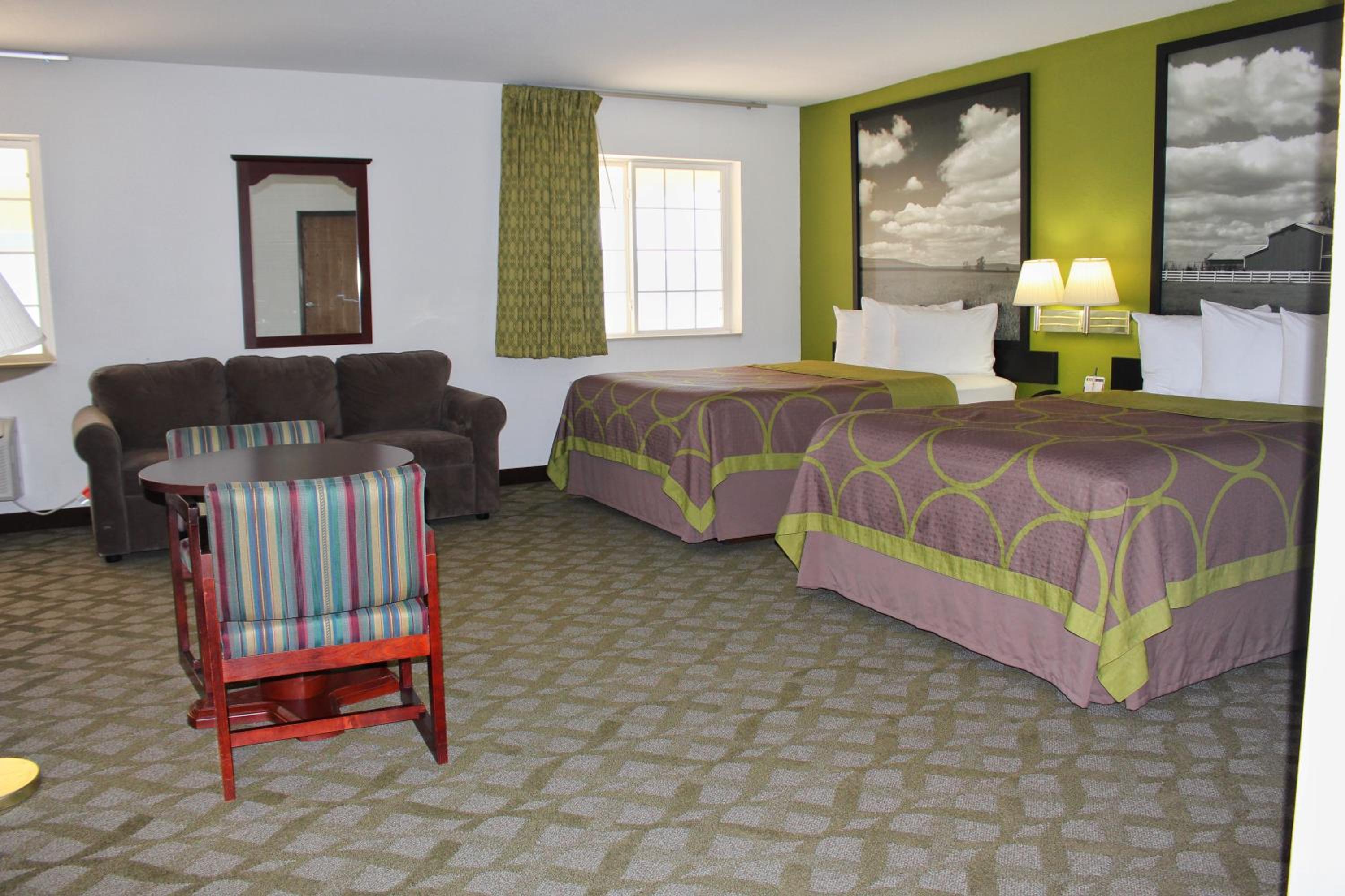 Studio Suite with Two Queen Beds - Non-Smoking - Photo 2