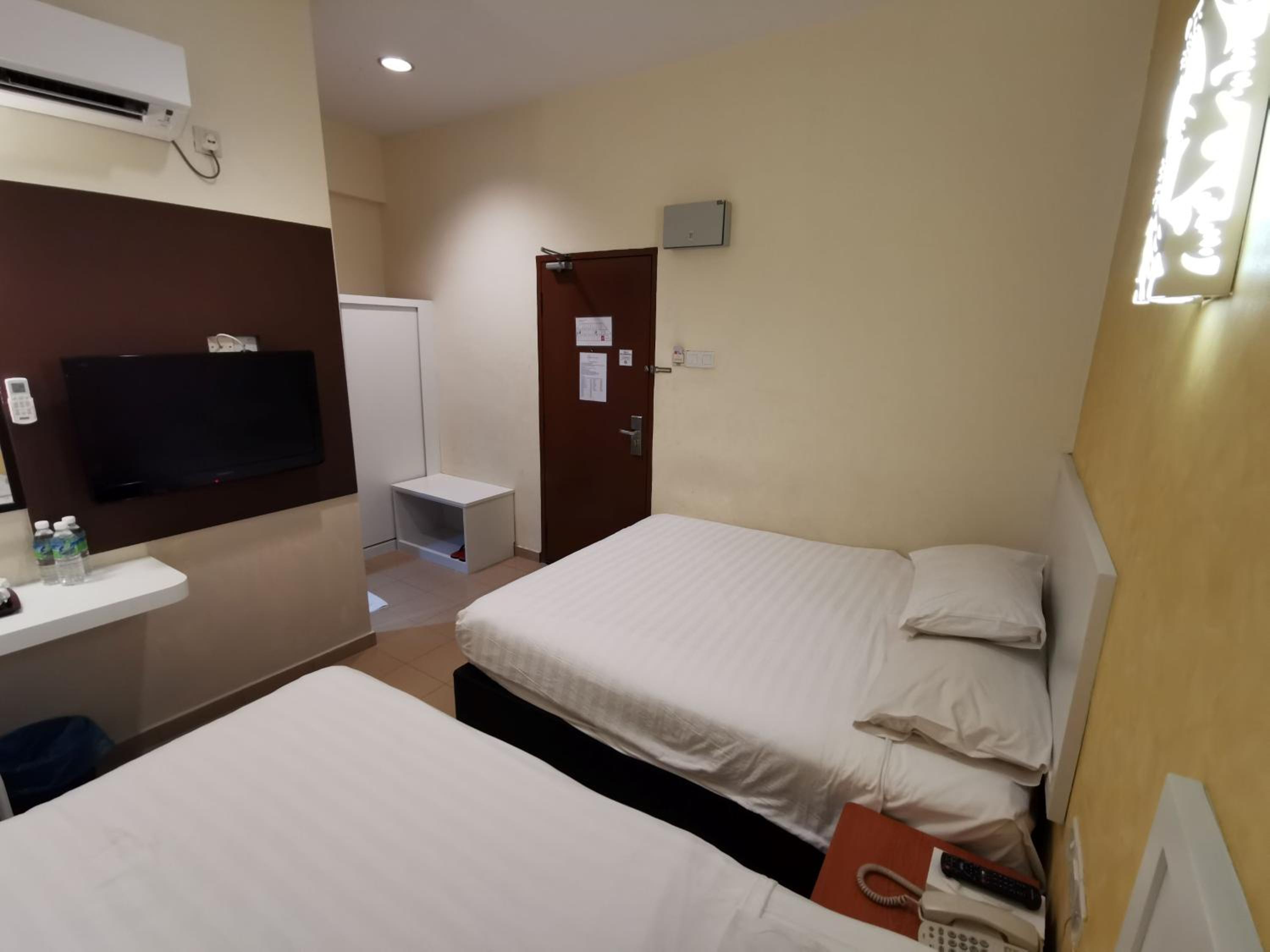 Triple Room photo 2