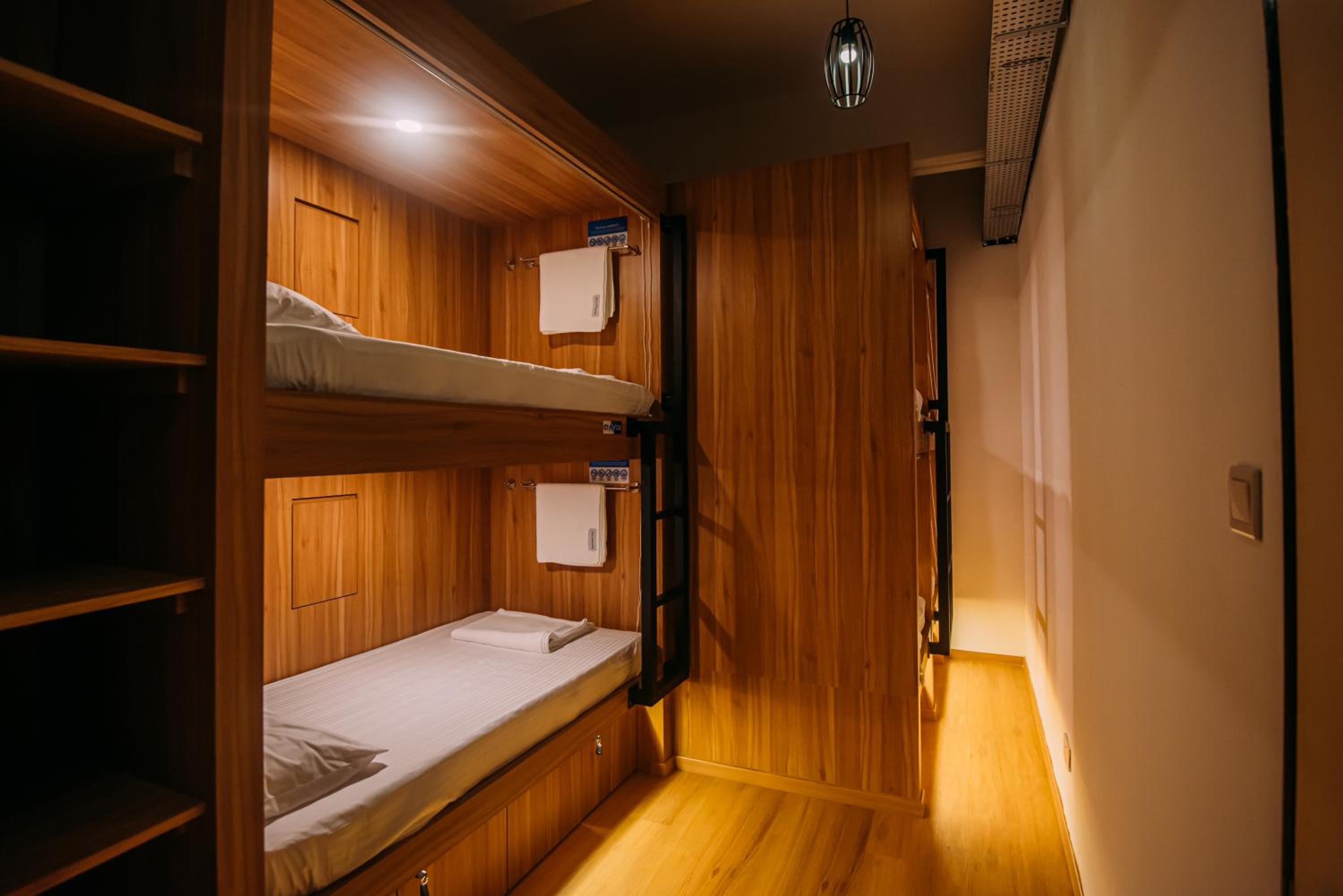 Single Bed in Mixed Dormitory Room photo 1