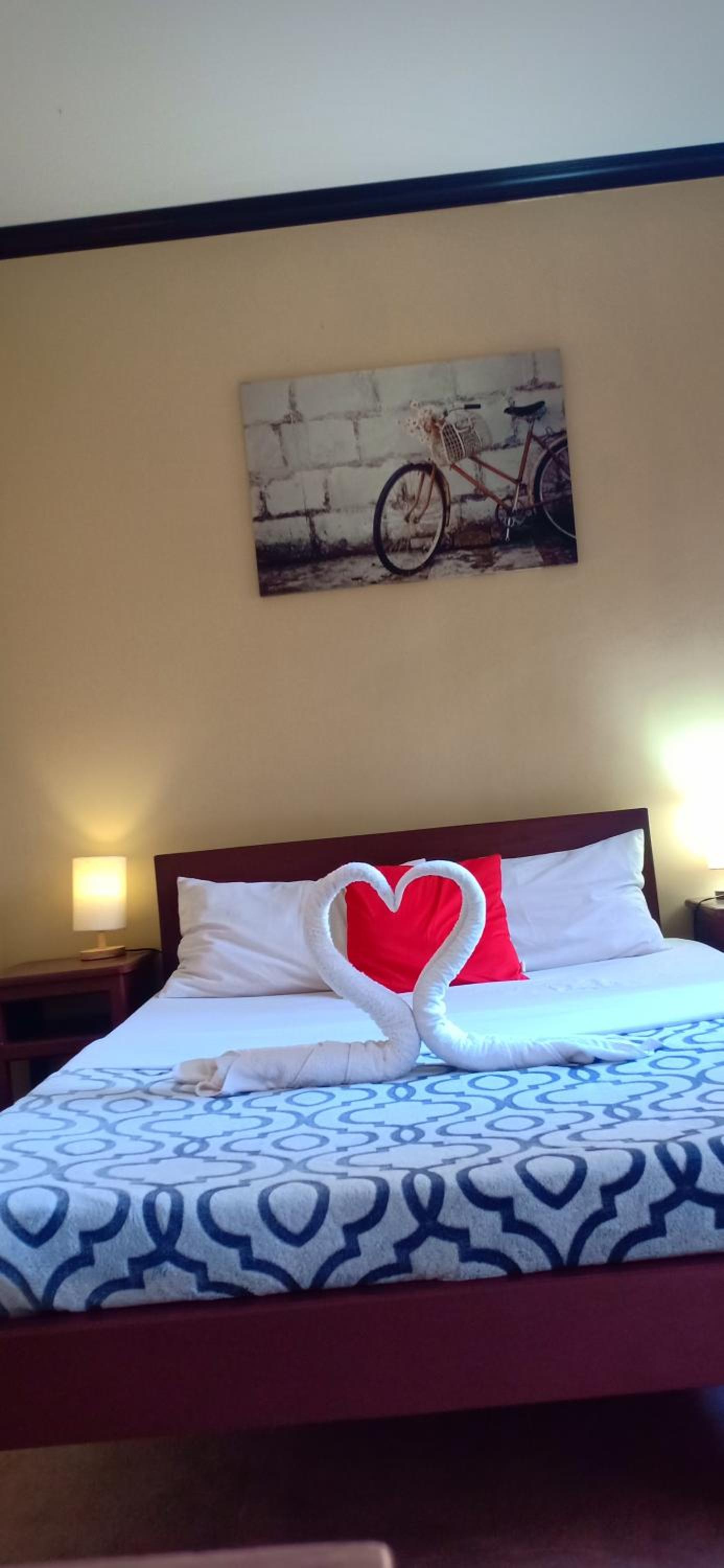 Economy Double Room - Photo 6
