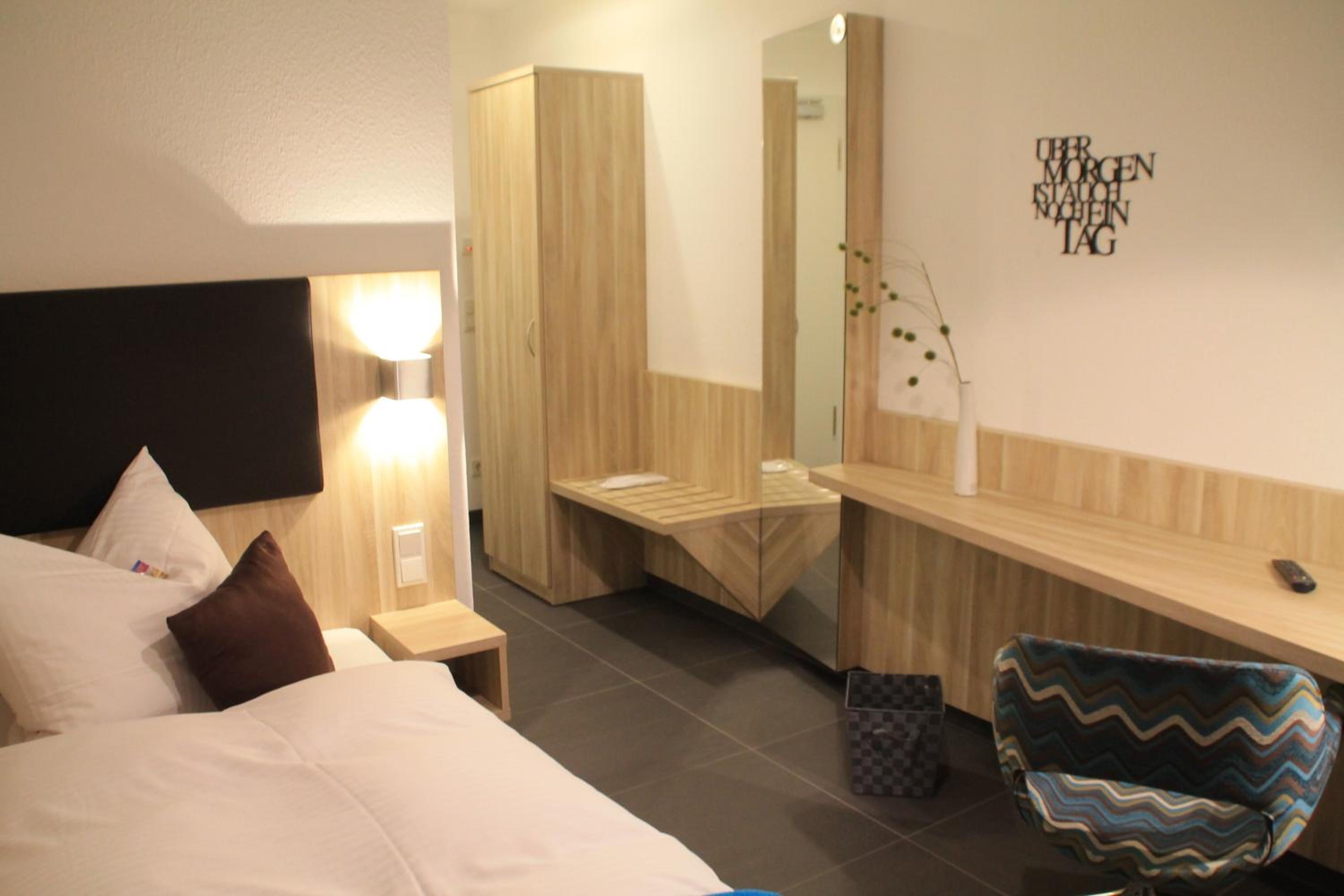 Single Room photo 3