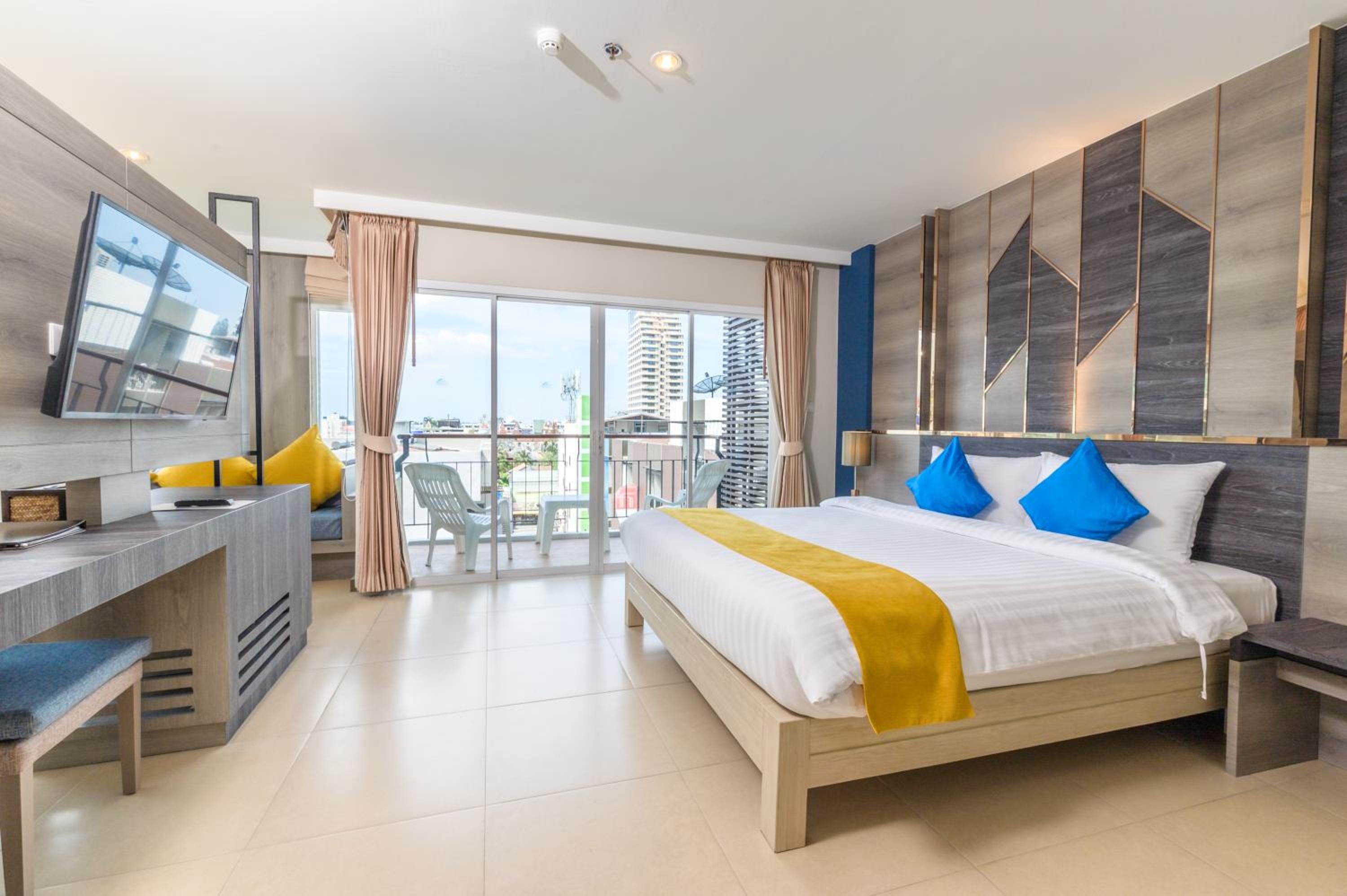 Grand Deluxe Double or Twin Room