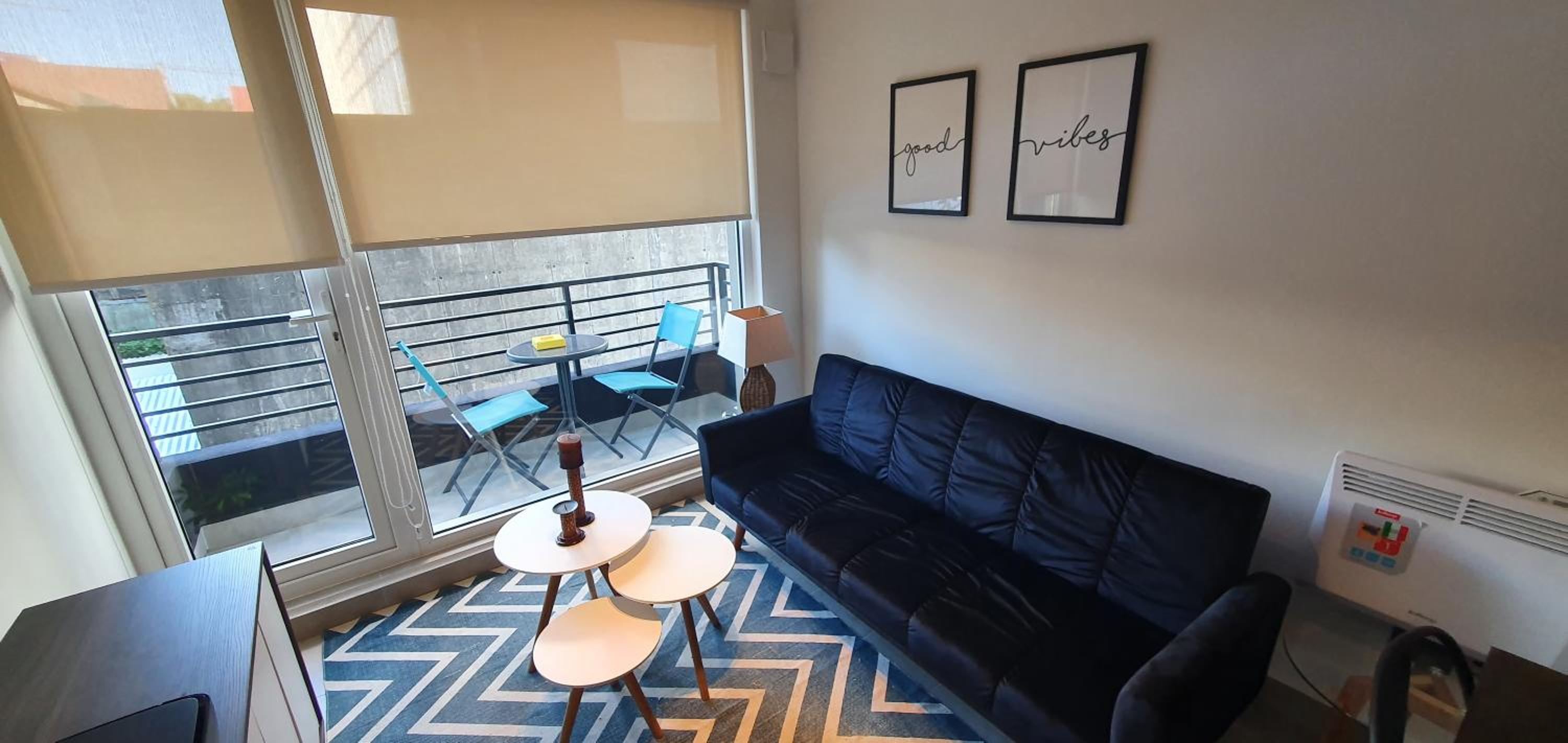 One-Bedroom Apartment photo 1