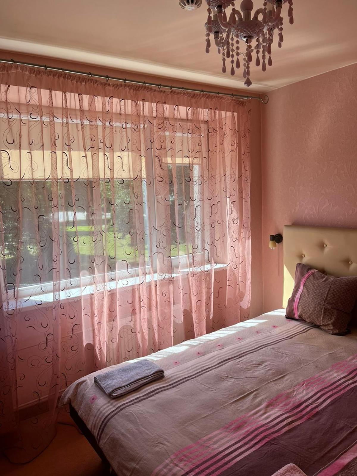 Budget Double Room - Photo 3