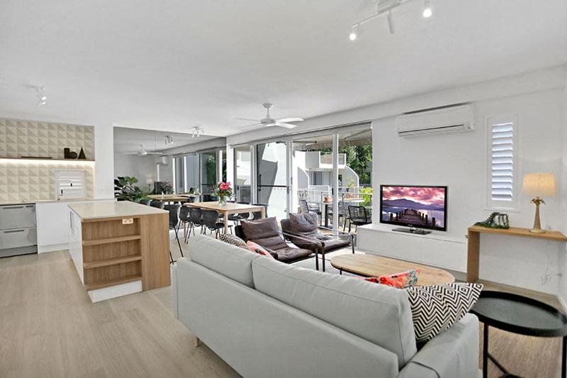 Three-Bedroom Apartment photo 1