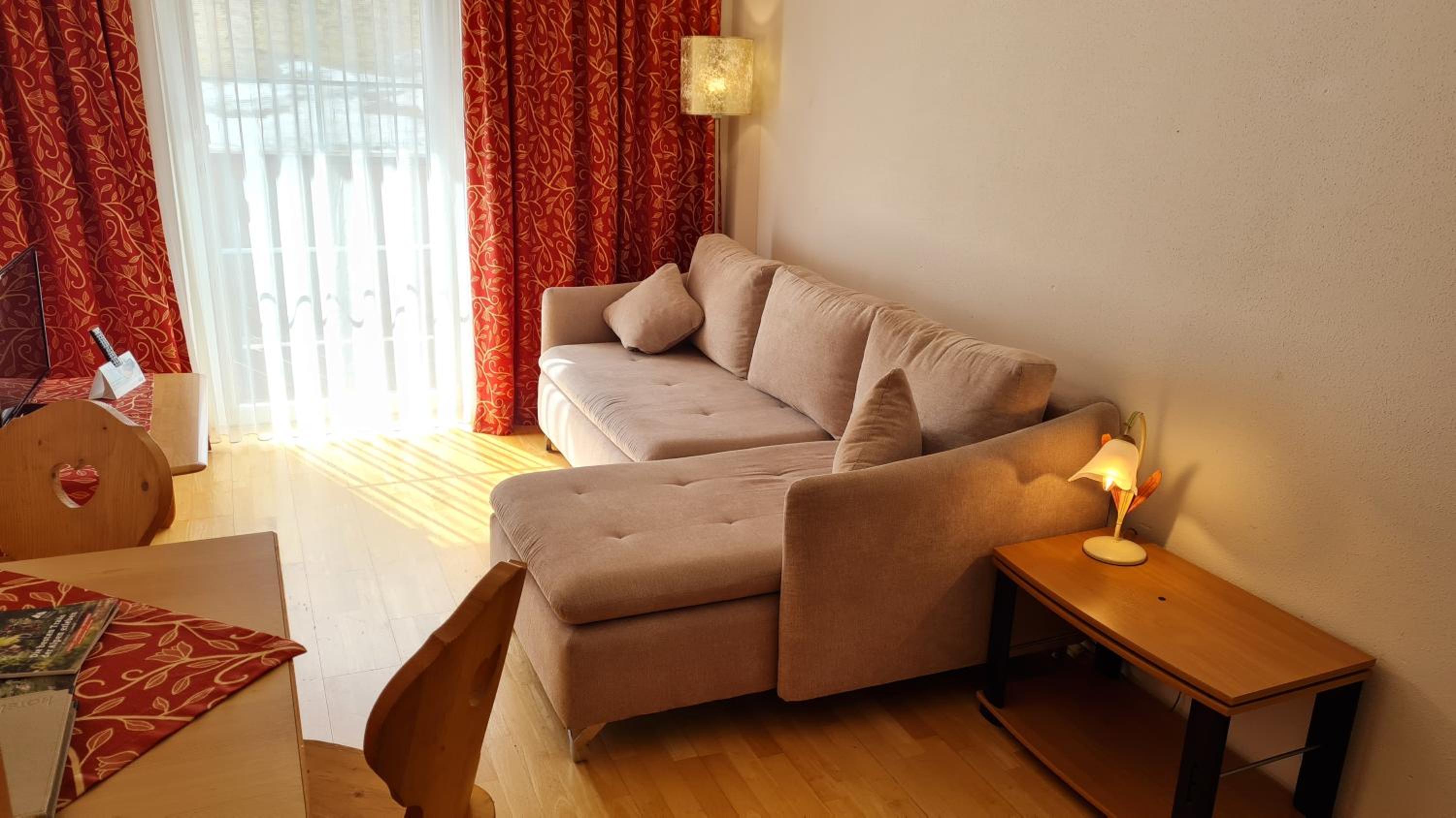 Junior Suite - Photo 1