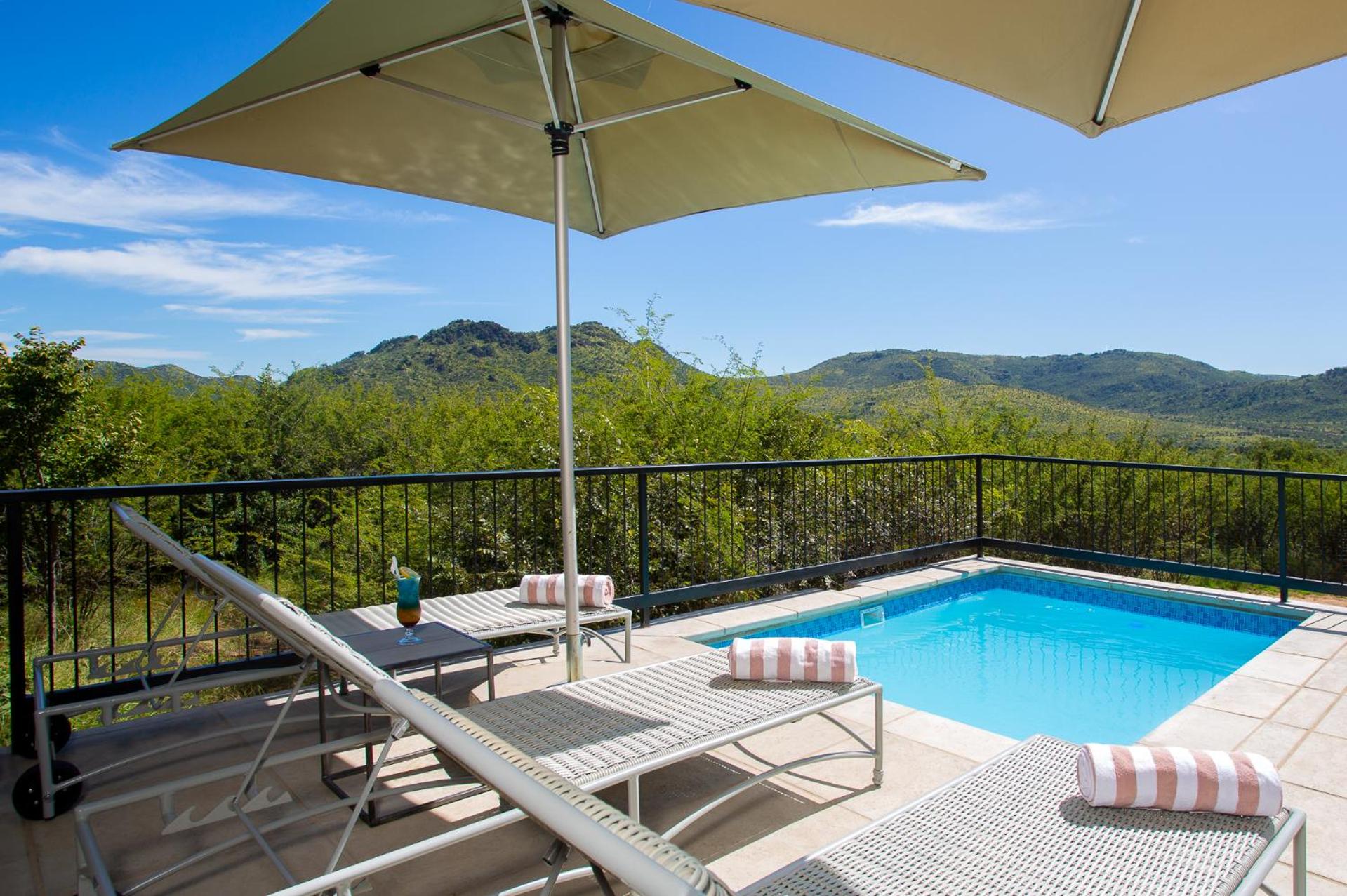 Villa - Photo 2