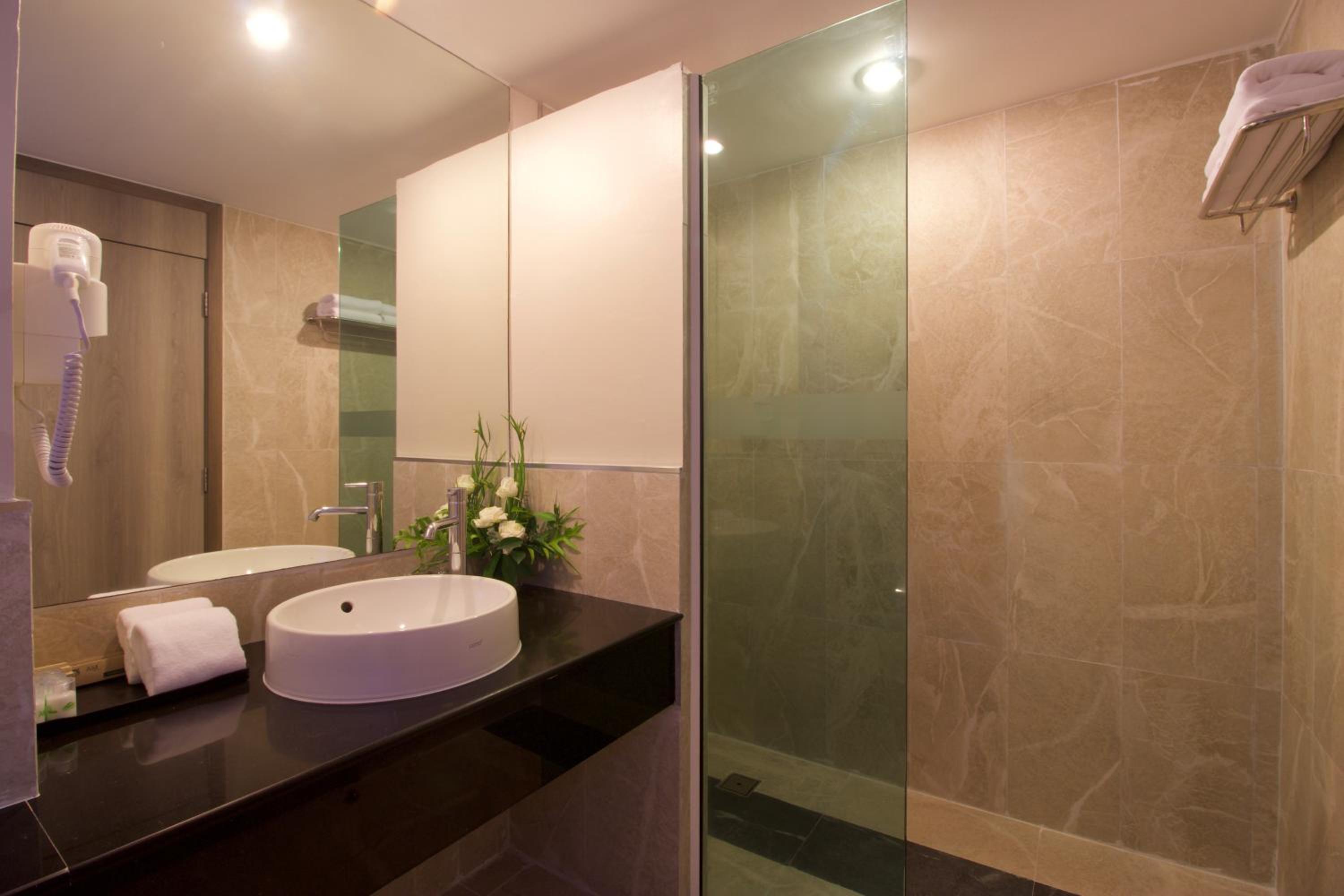 Deluxe Triple Room - Photo 2
