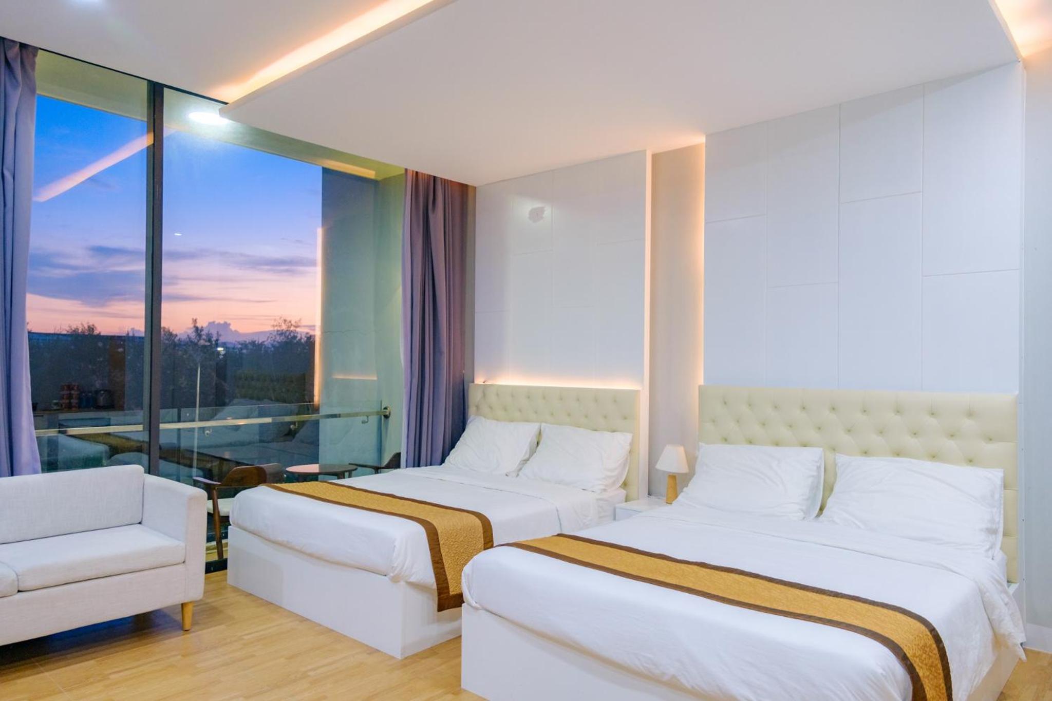 Large Double Room photo 1