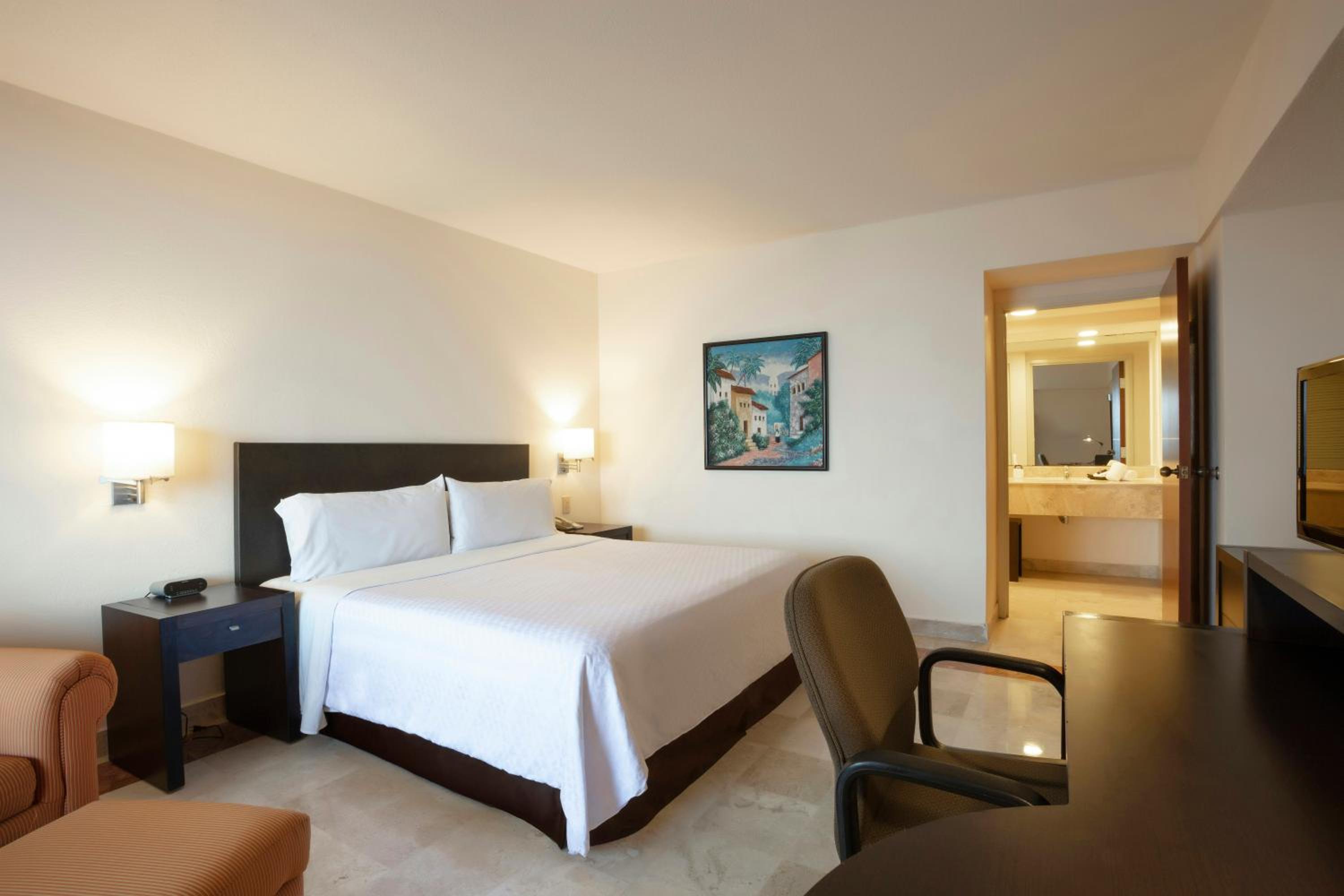 Superior King Room with Ocean View
